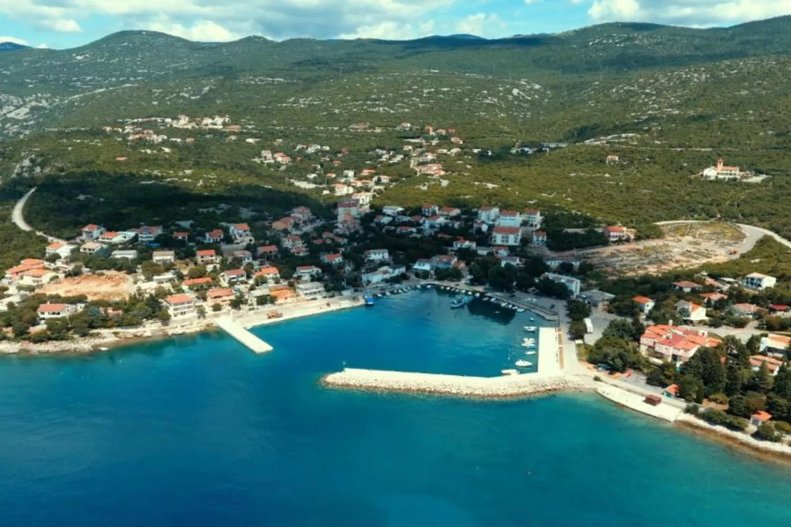 One-Bedroom Apartment With Sea View (A)-Outdoor