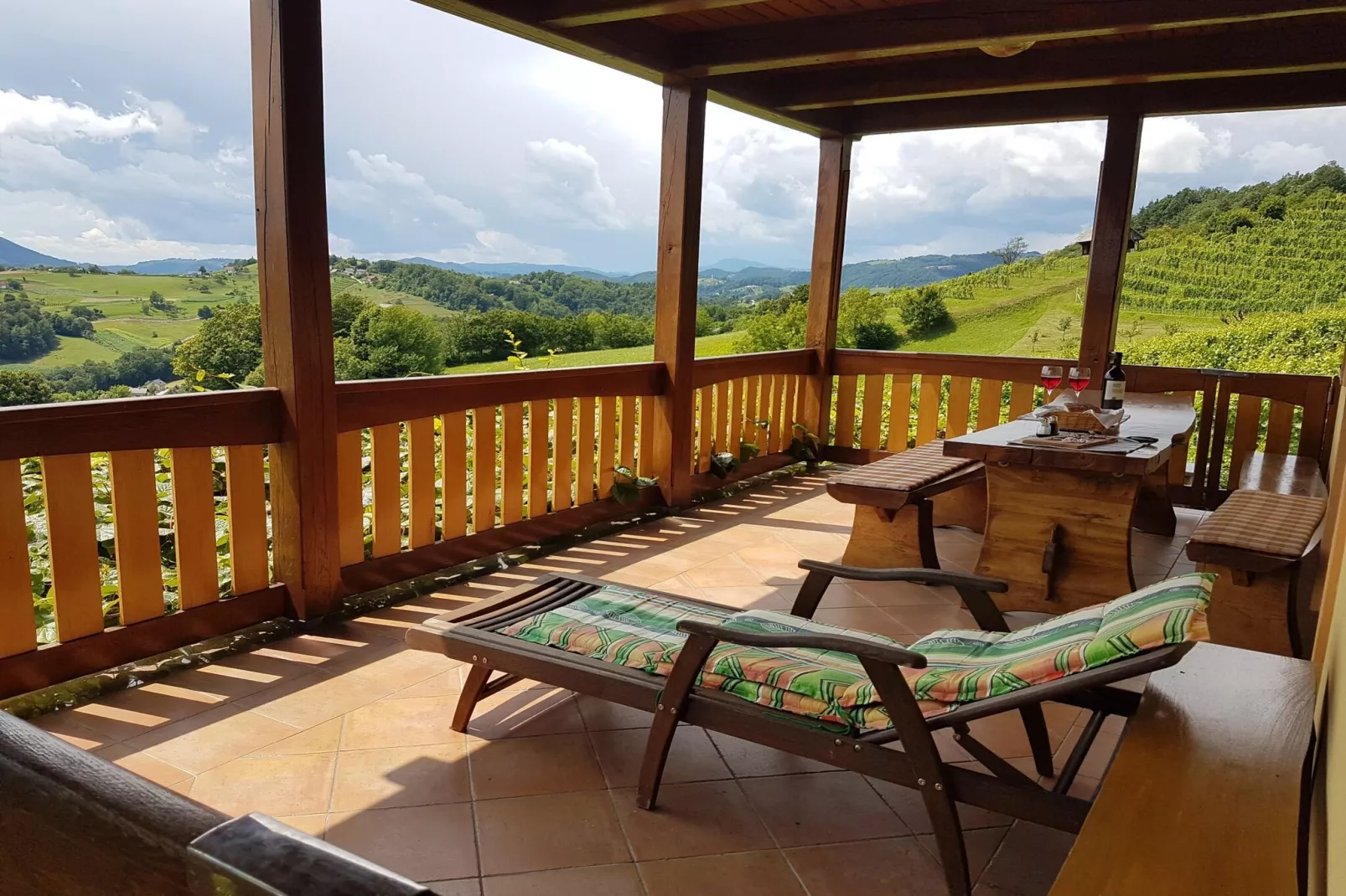 Vivid Hillside Country House with Hot-Tub and Sauna - Two Bedroom Country House-Terrace balcony