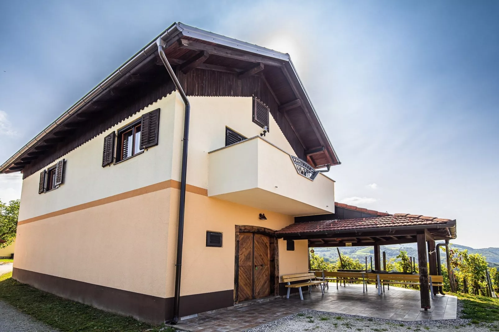 Serene Hollow Holiday Home with Mountain View - Two Bedroom Holiday Home with Mountain View-Extérieur