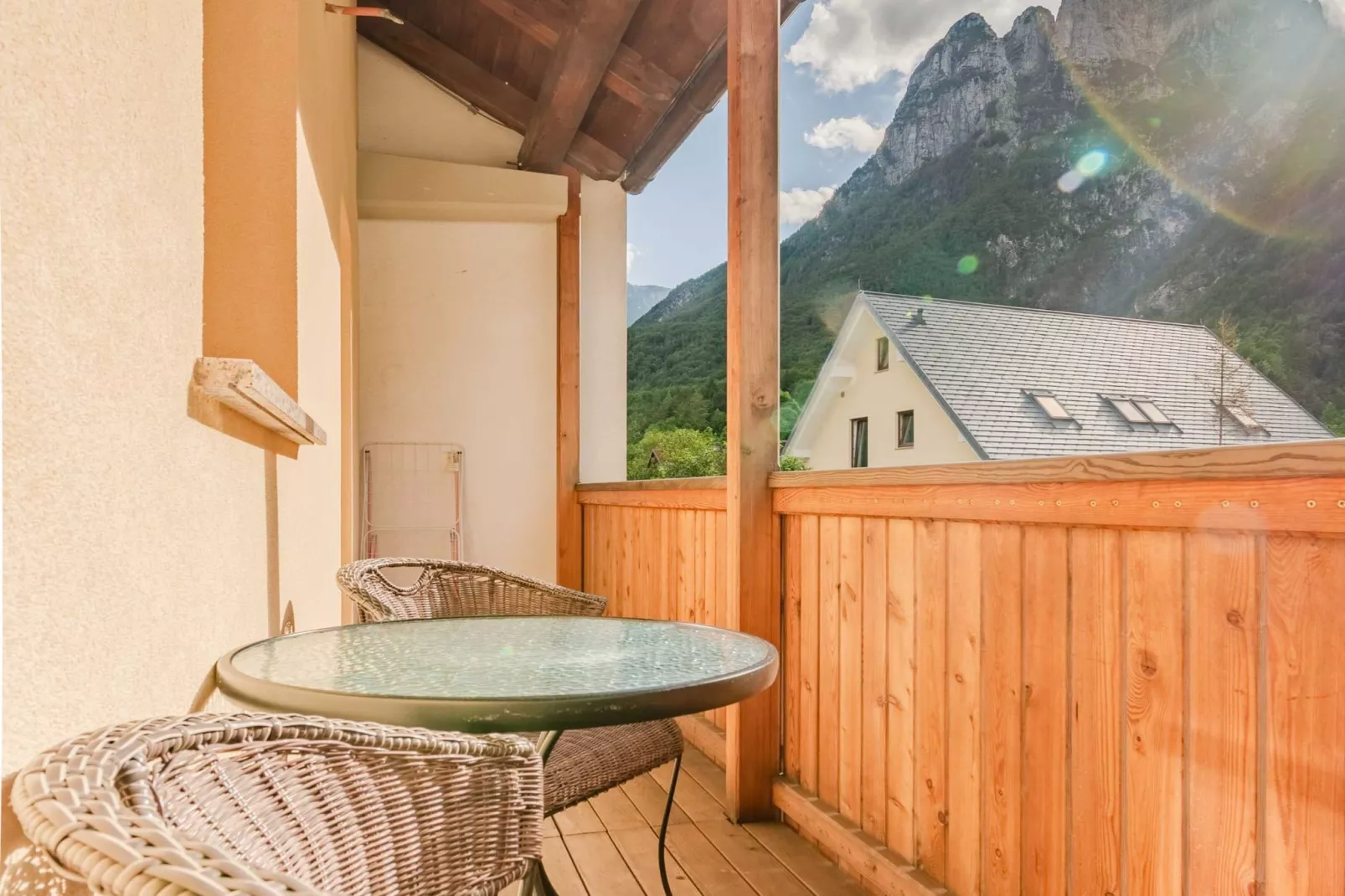 Log pod Mangartom Amazing Apartment with Balcony - One Bedroom Apartment with Balcony-Aussicht