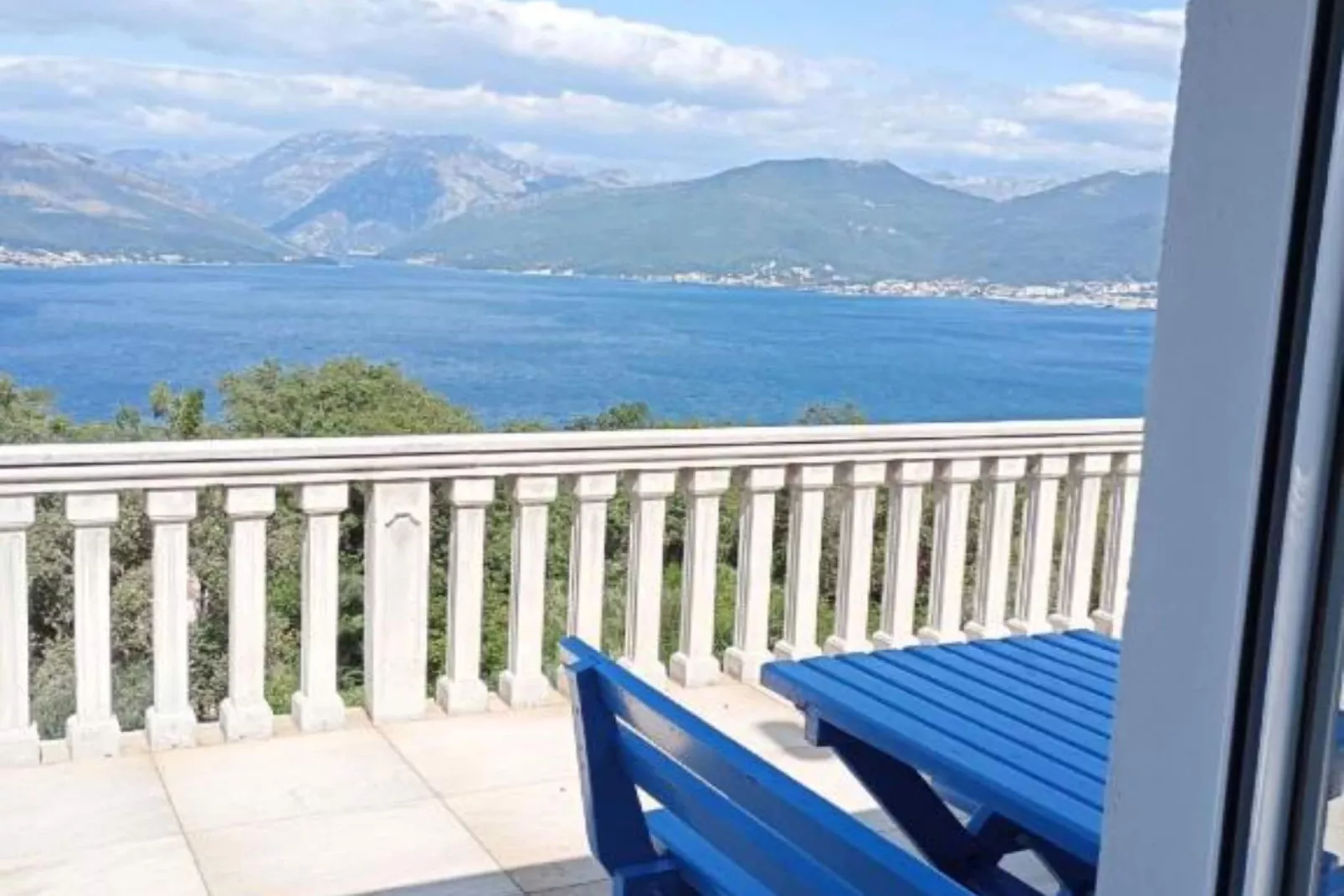 Tivat Relax with Stunning Sea & Mountain Views - Standard Studio Apartment 1-Terrasse/Balkon