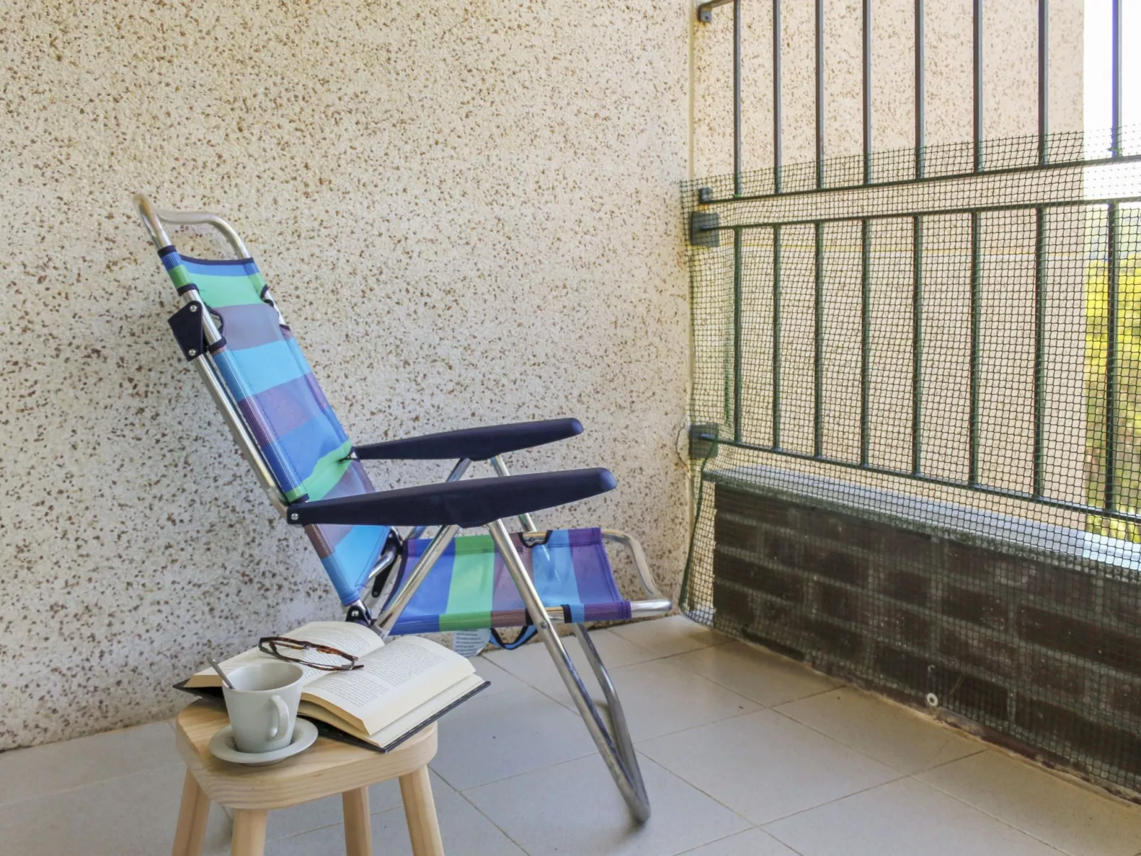 Sol Pins Tamariu-Inside