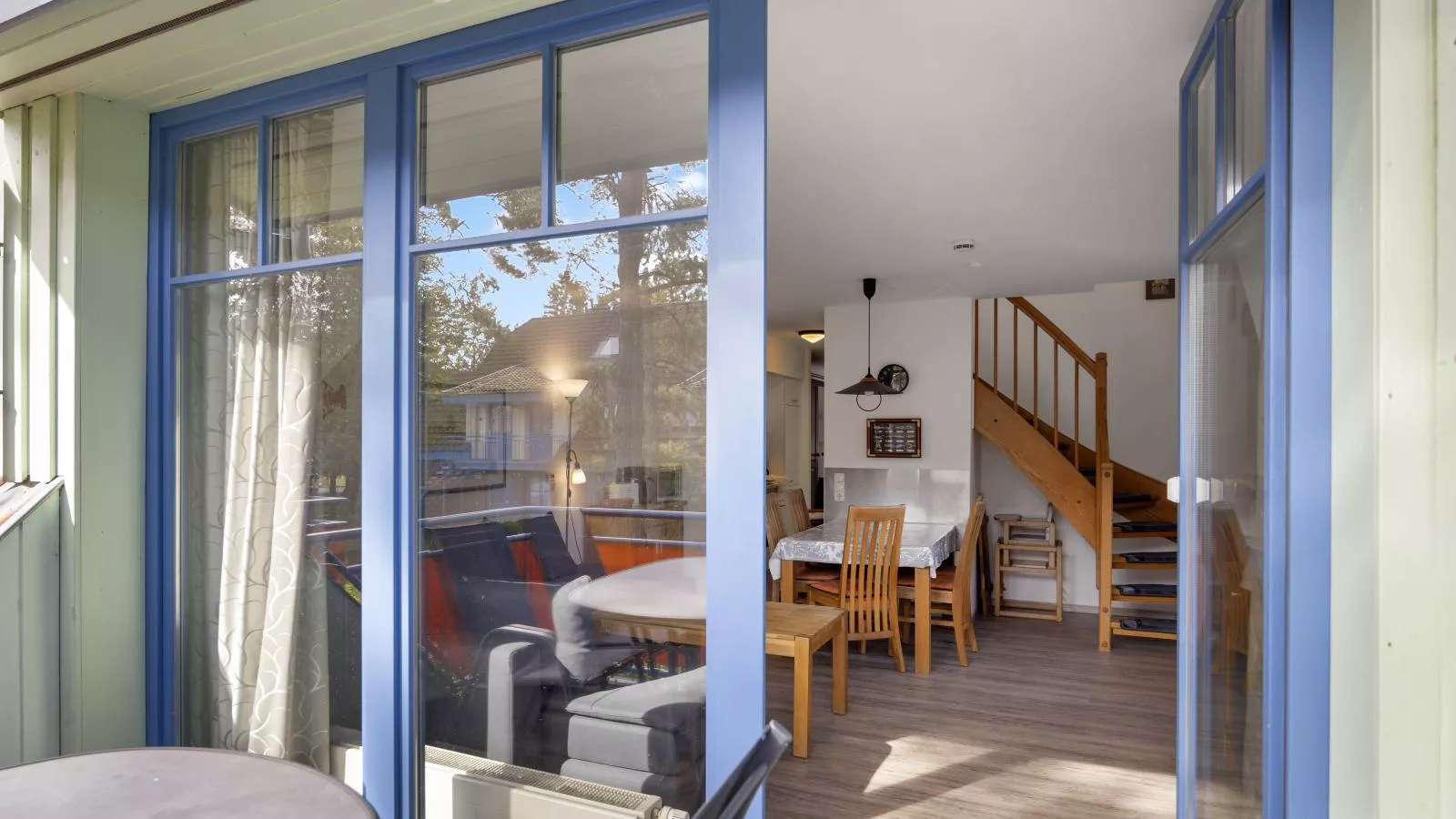 Papillon 11-5-Living room