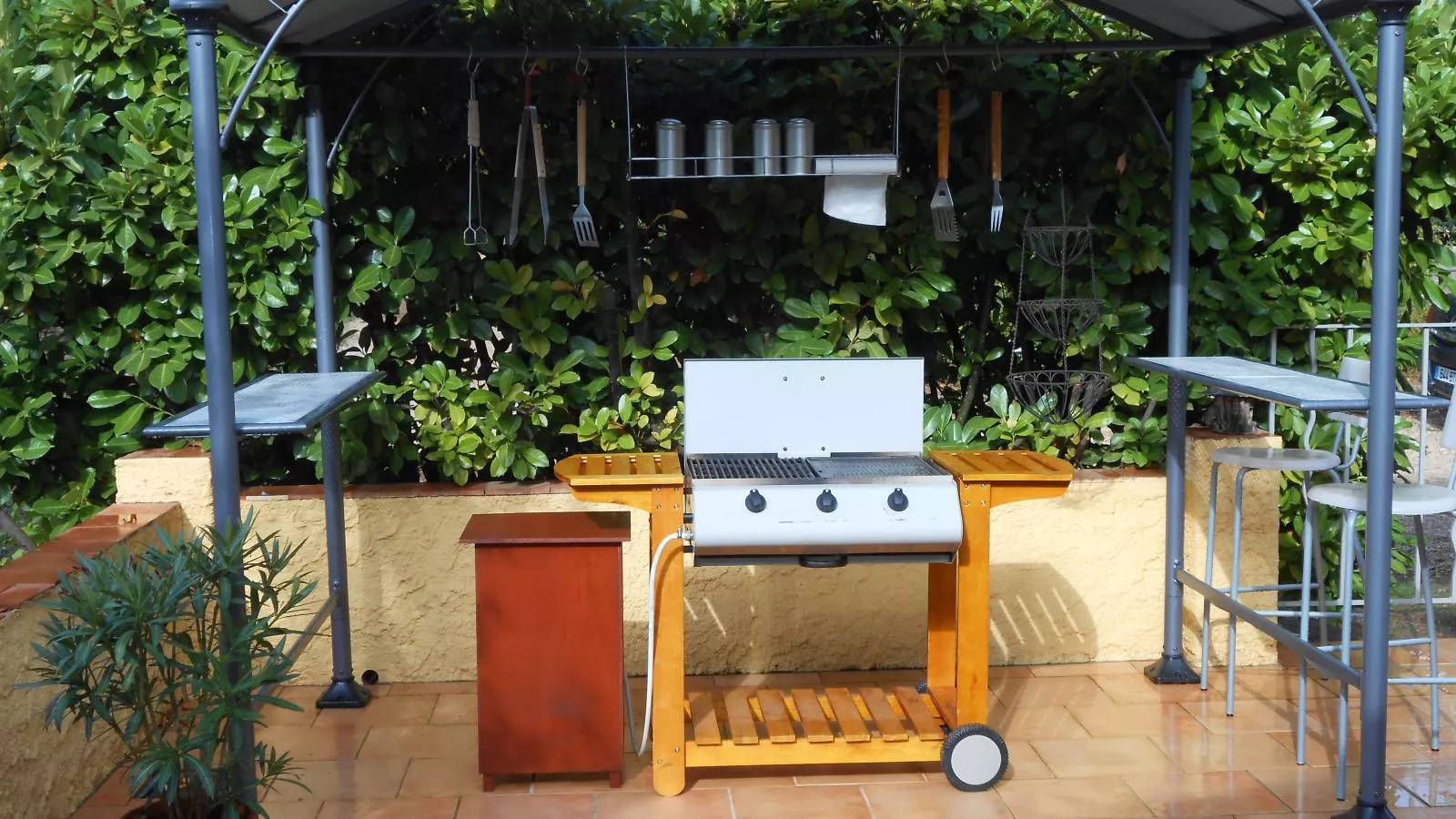 Le clos de la Tuf-Facilities