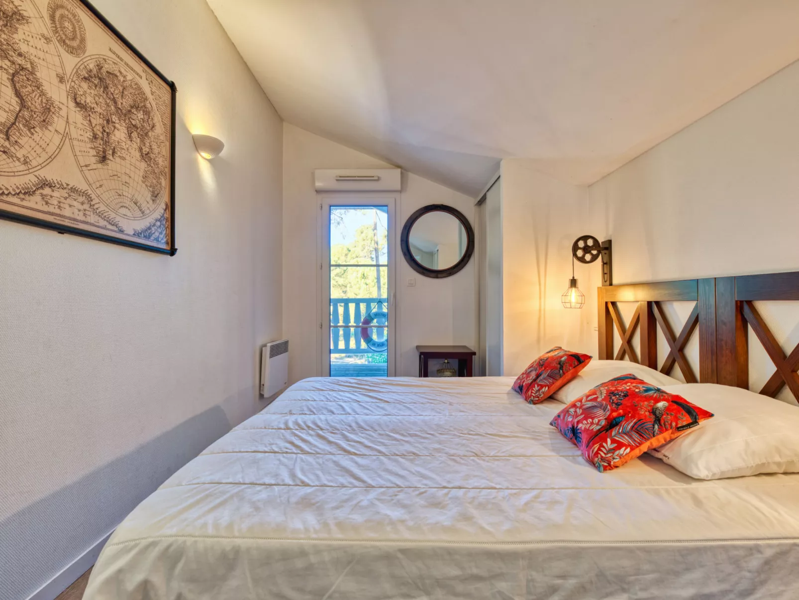 Atlantic Green-Inside