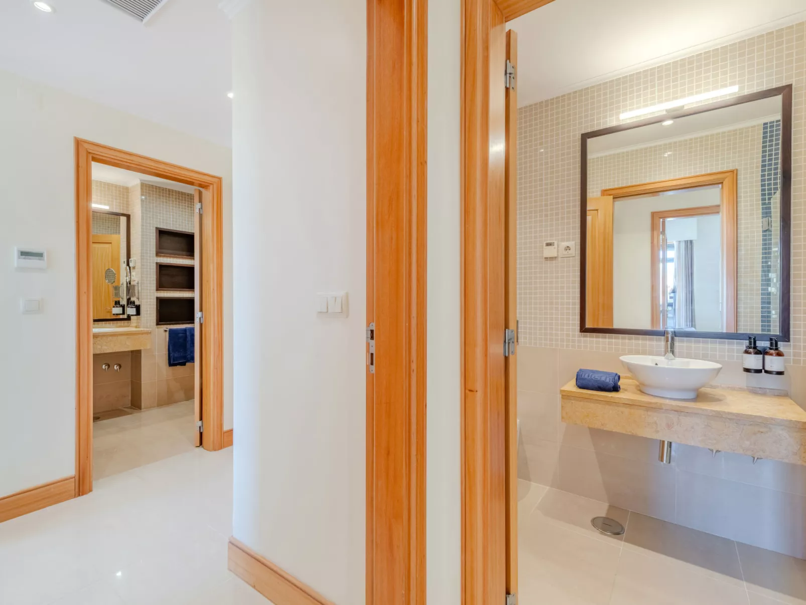 The Residence at Victoria-Inside