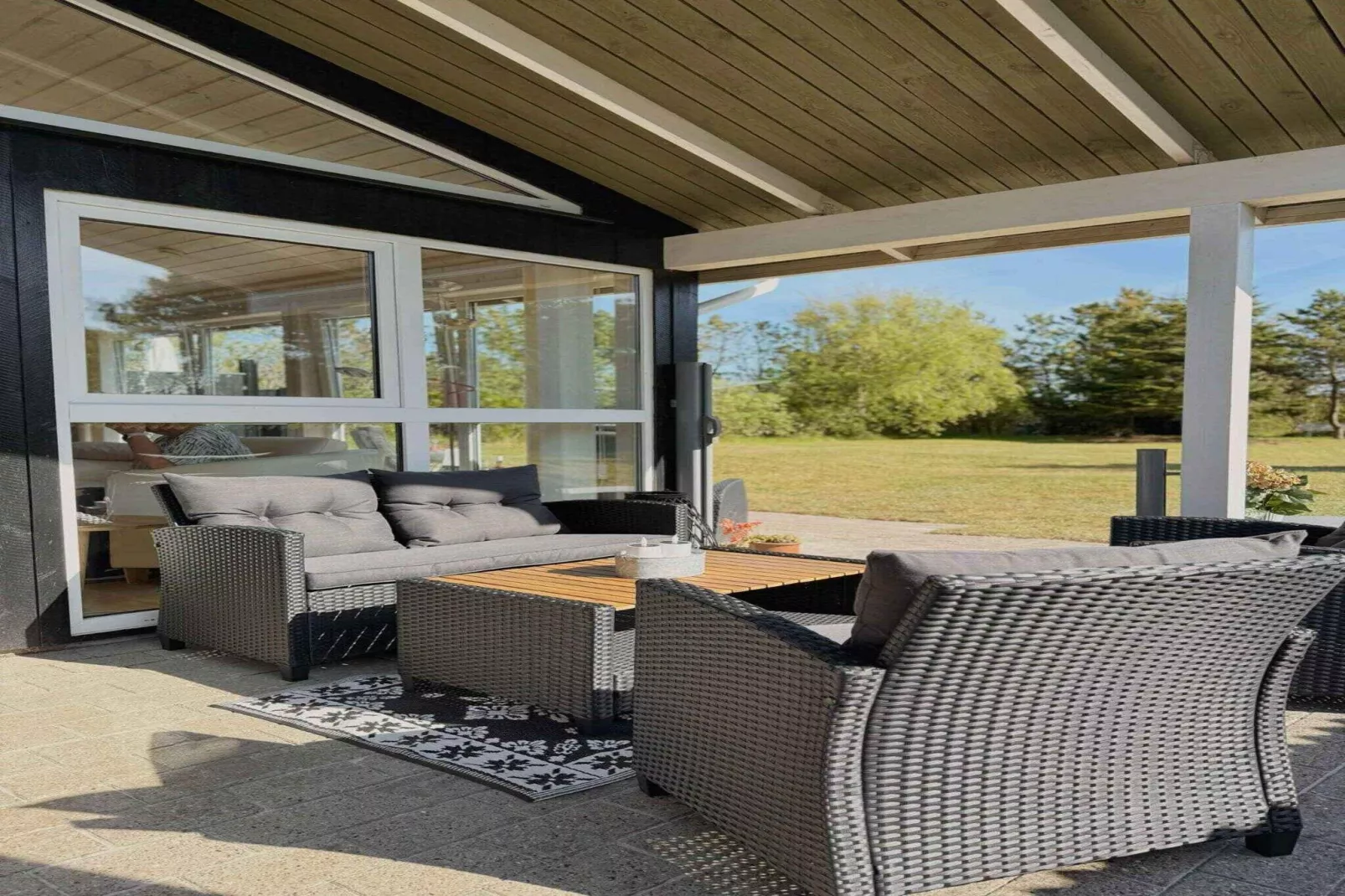 5 Sterne Ferienhaus in Sæby-Innenbereich