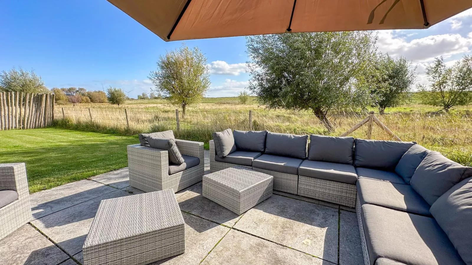 Dune Design 39-Terrace balcony