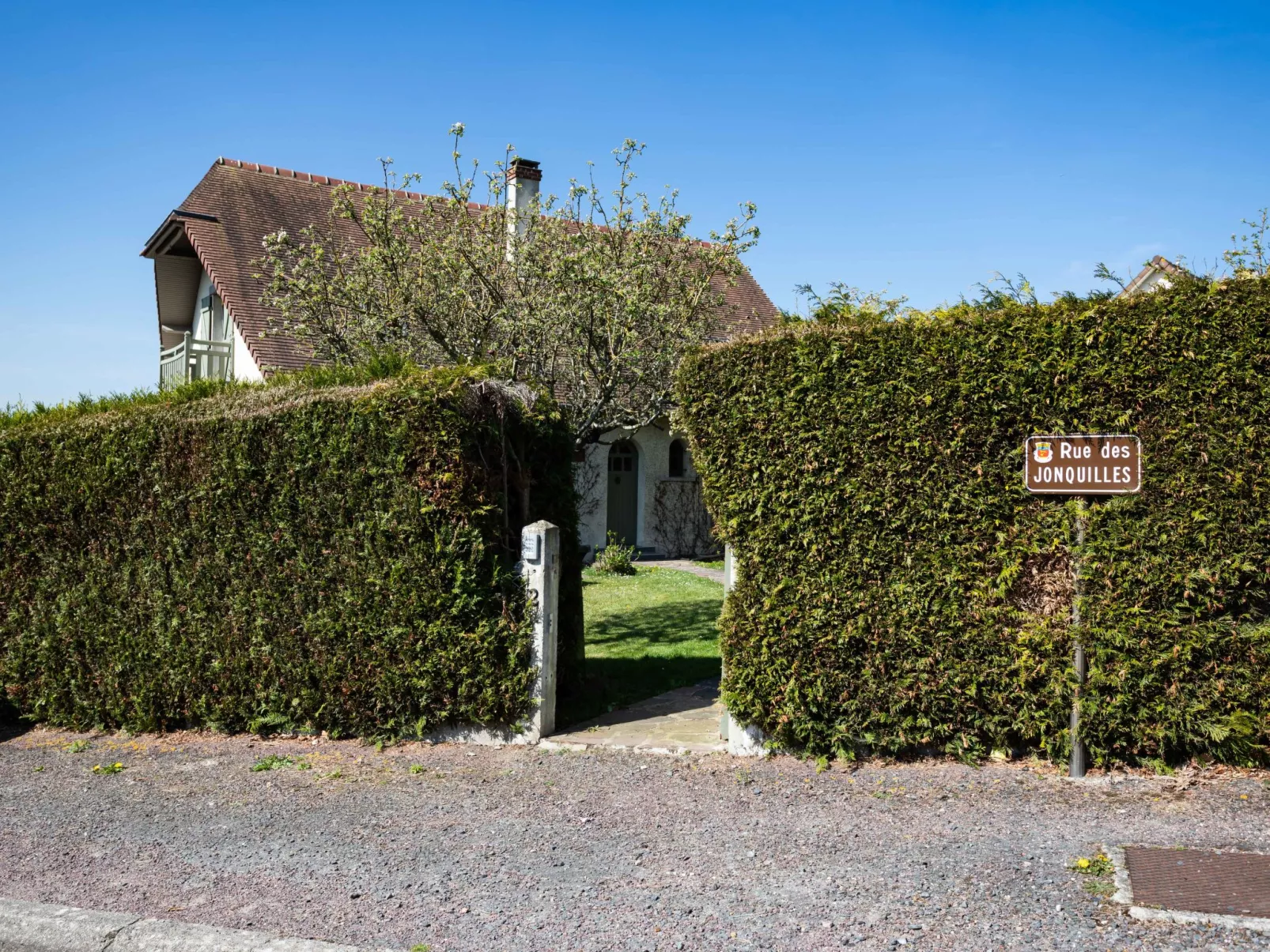 Les Jonquilles-Draußen