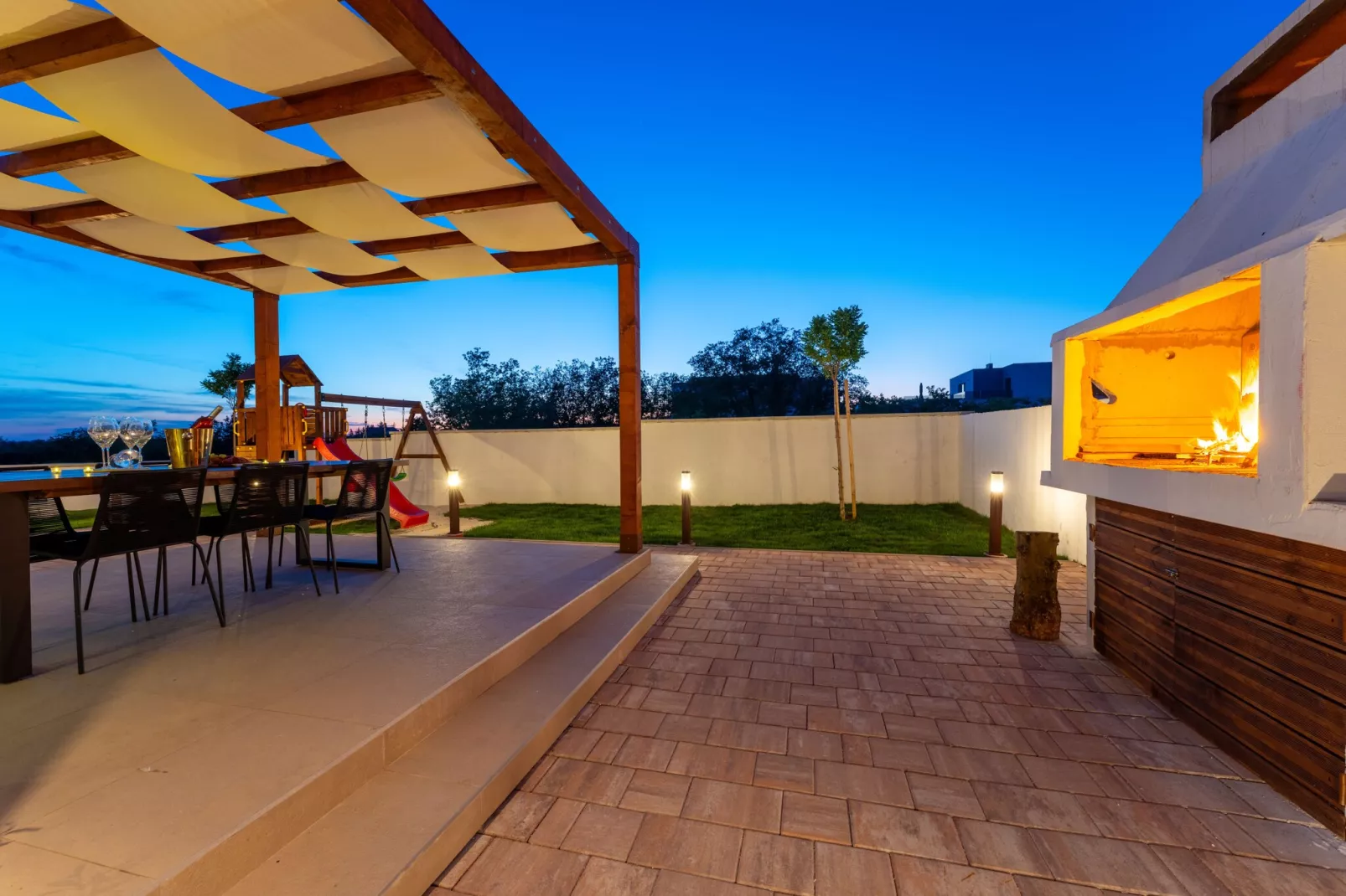 Luxury Villa T&T-Terrasse/Balkon