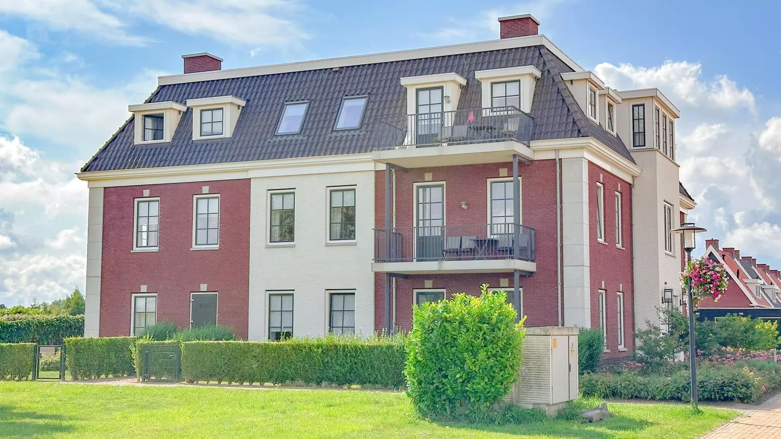 SeaLuxe Suite 27i-Außenbereich Sommer