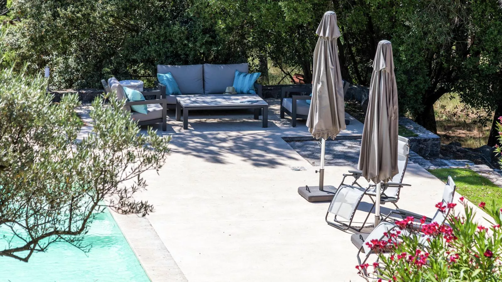 La Rocaille-Jardins en été