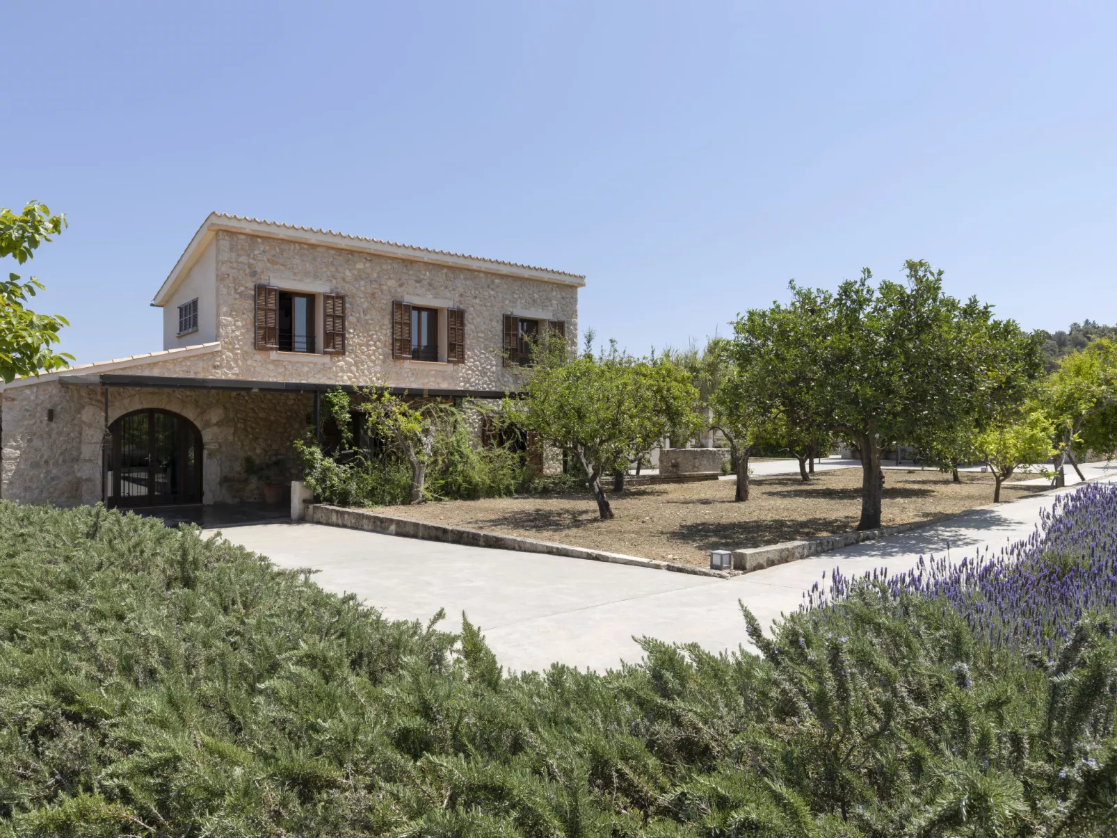 Cas Ciutada-Draußen