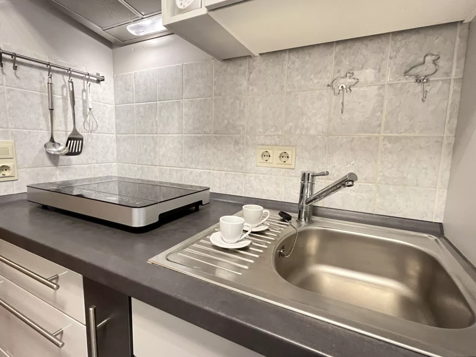 Sonnige Aussichten-Drinnen