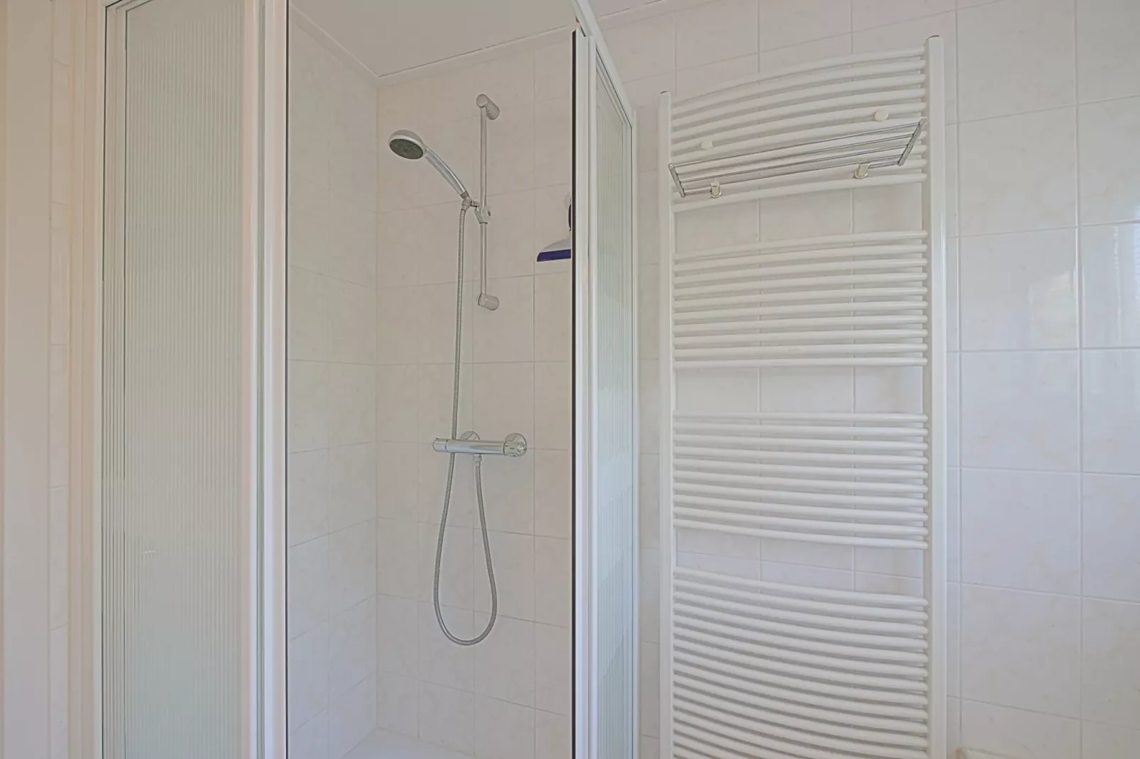 Villa Noorderzon-Badezimmer