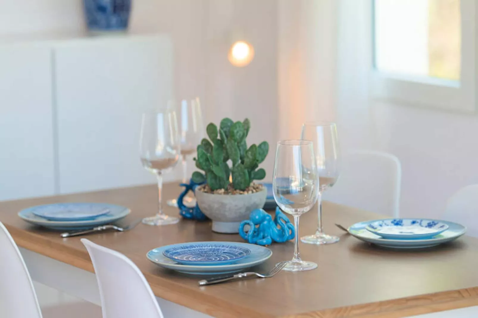 Maison à Roses-Untagged