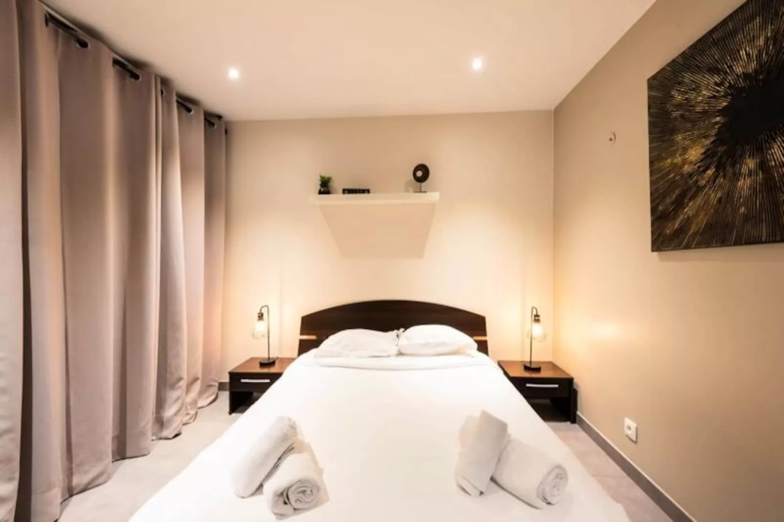 Résidence Villa 330m2, 6 Chambres, Piscine Chauff&eacute;e Jacuzzi-Untagged