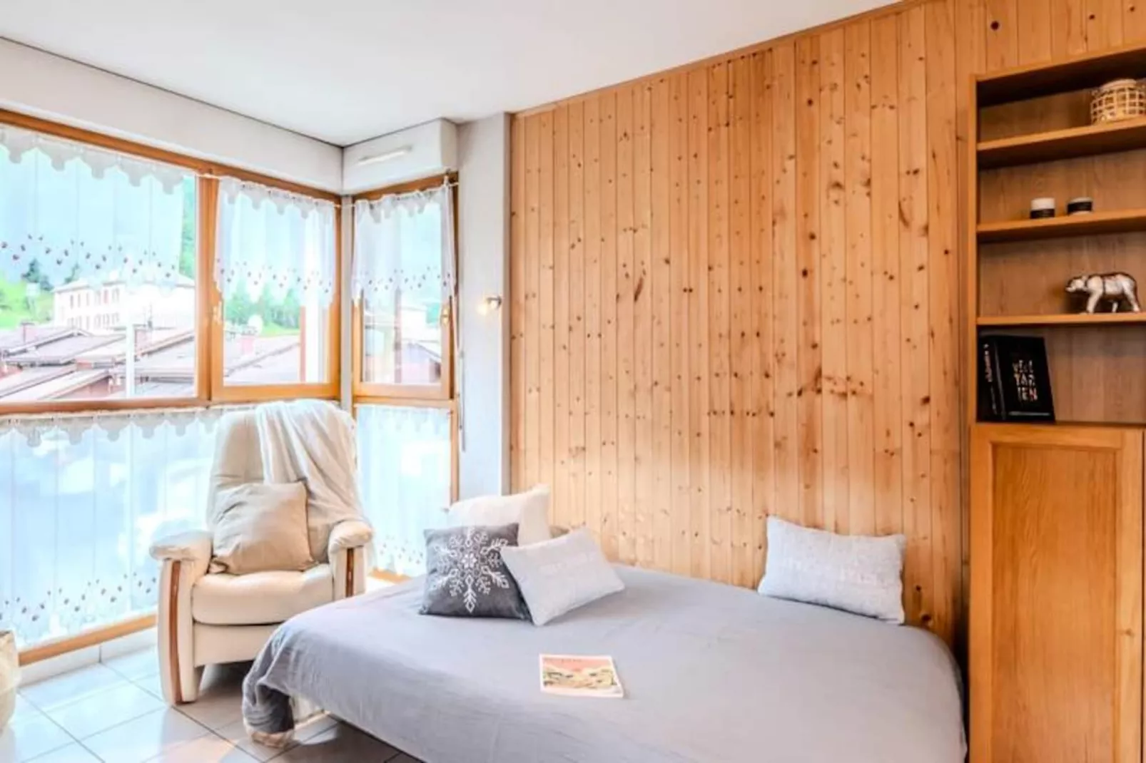 Slow Chalet Th&ocirc;nes: Lac & Montagne -15 Min Ski - Ascenseur, Balcon, Parking-Untagged