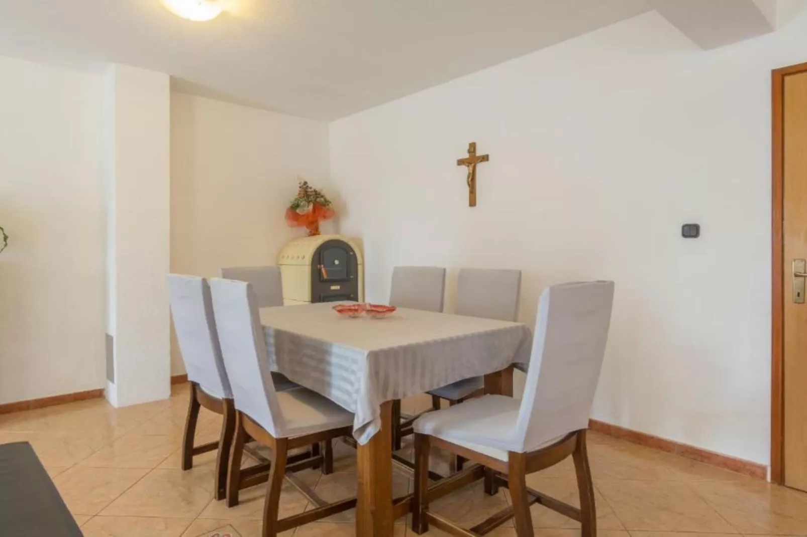 Holiday House BALEN with Swimming Pool - Six Bedroom Holiday House With Pool-Im Freien