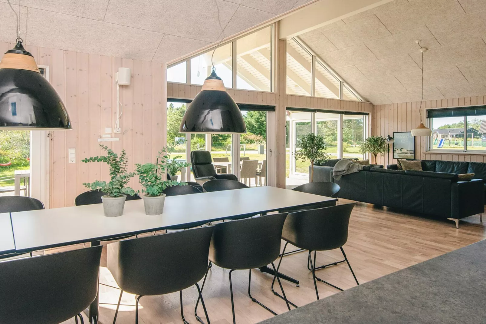 Luxury Pool Retreat in Blavand - By Traum Ferienwohnungen-Indoor