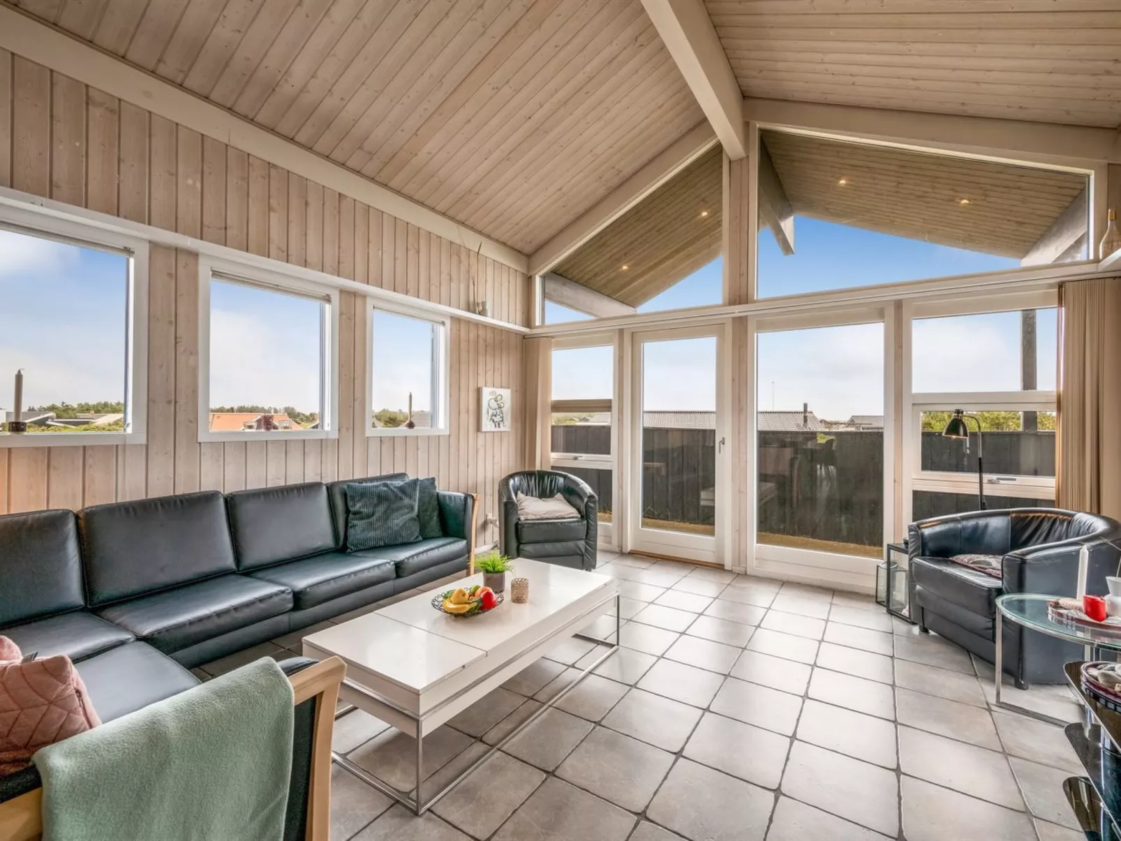 "Temjana" -  from the sea-Inside