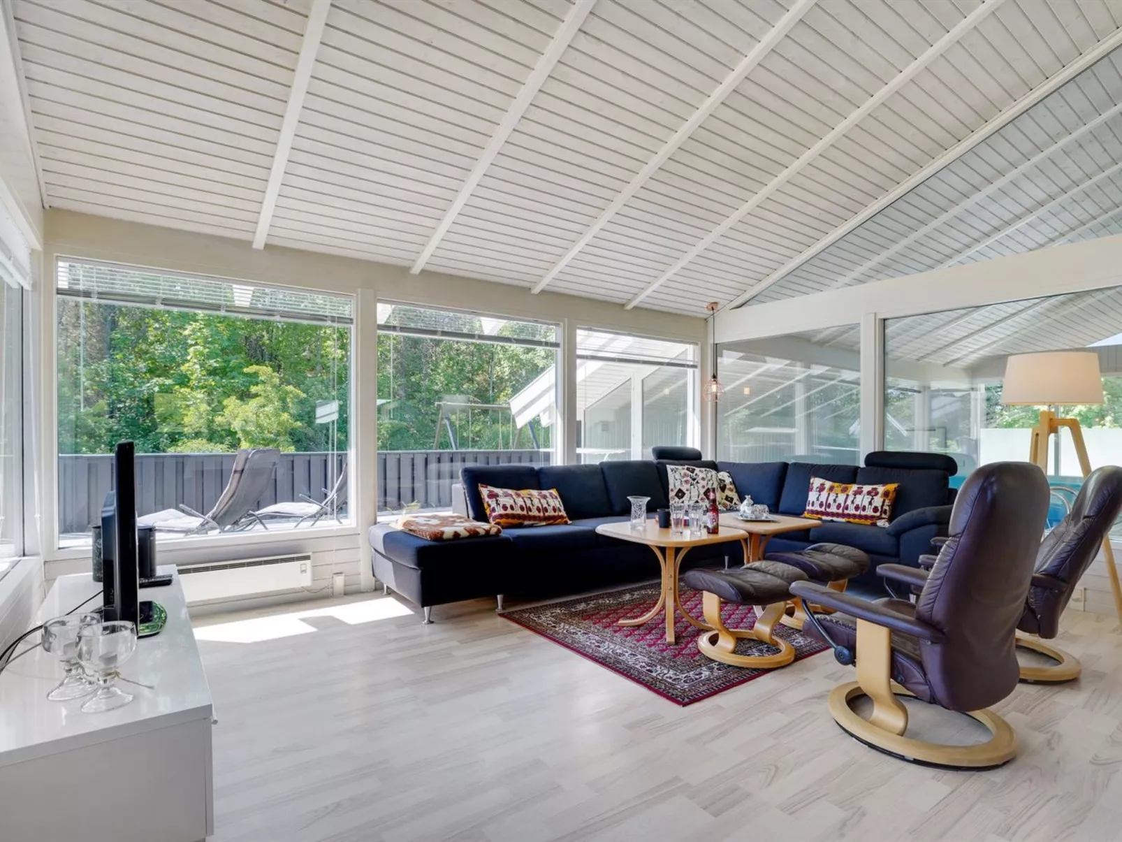 "Harriet" - 800m from the sea-Dedans