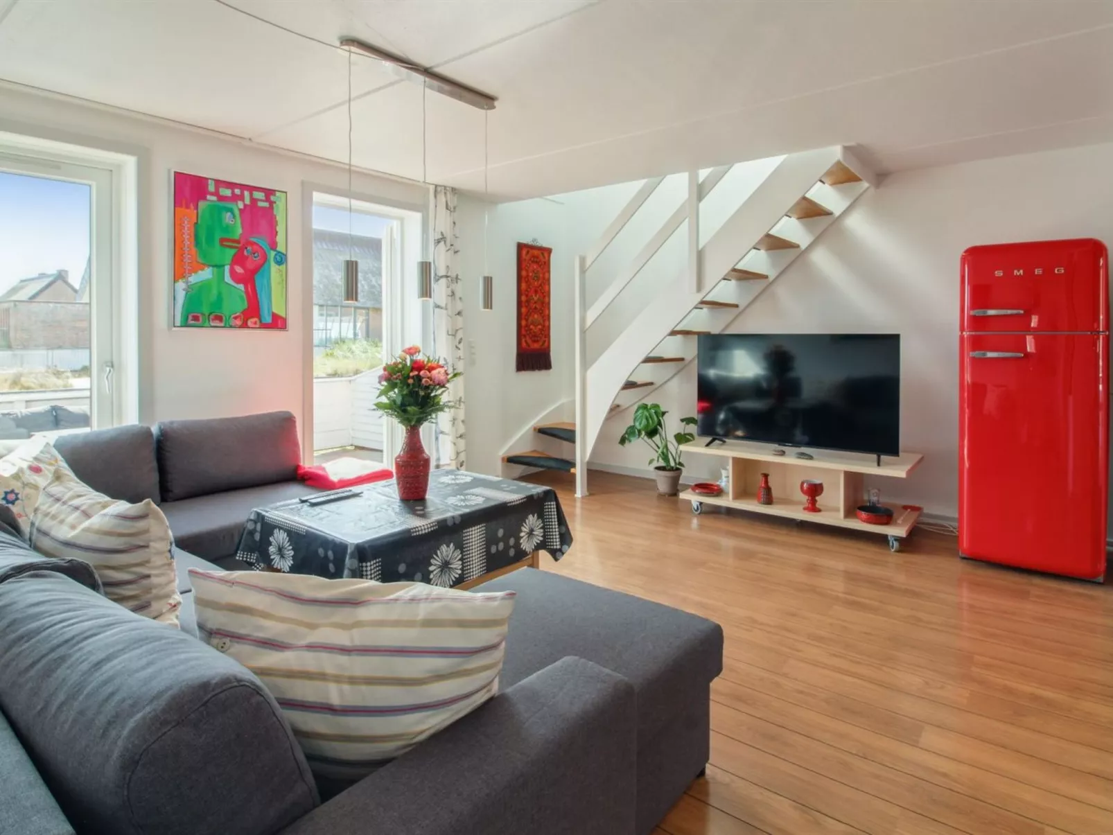 "Asved" - 2.3km from the sea-Inside