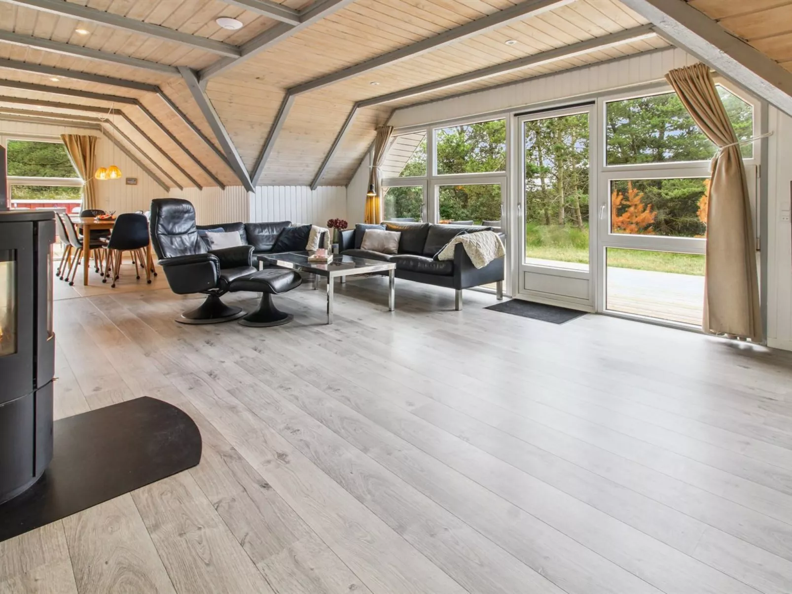 "Dufa" - 3.2km from the sea-Inside