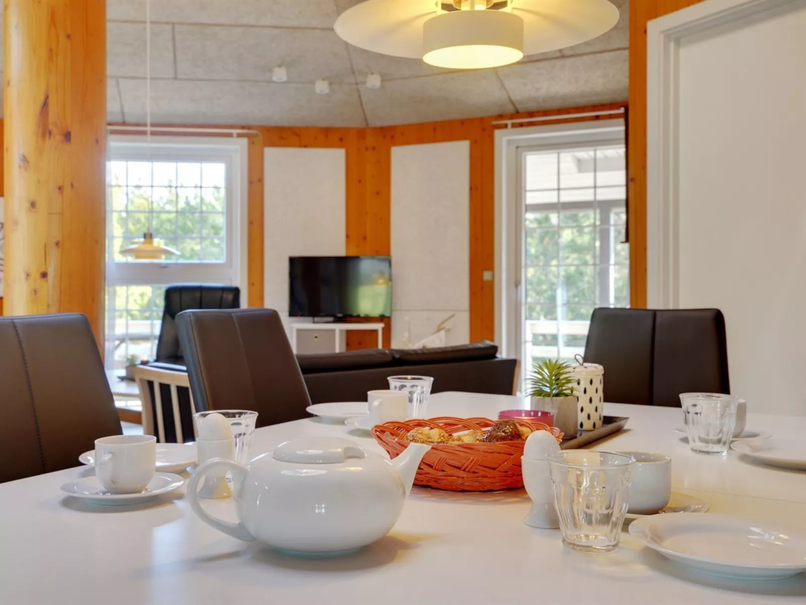 "Mariette" - 3.1km from the sea-Inside