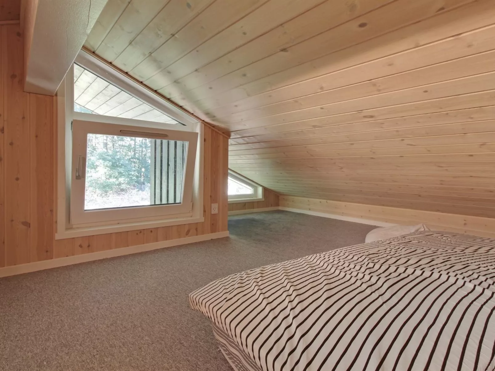 "Aniki" - 1.4km from the sea-Inside