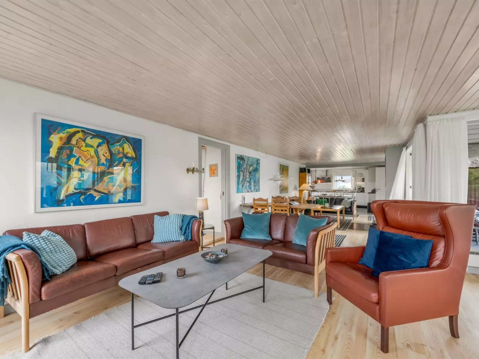 "Nicolaus" -  from the sea-Dedans