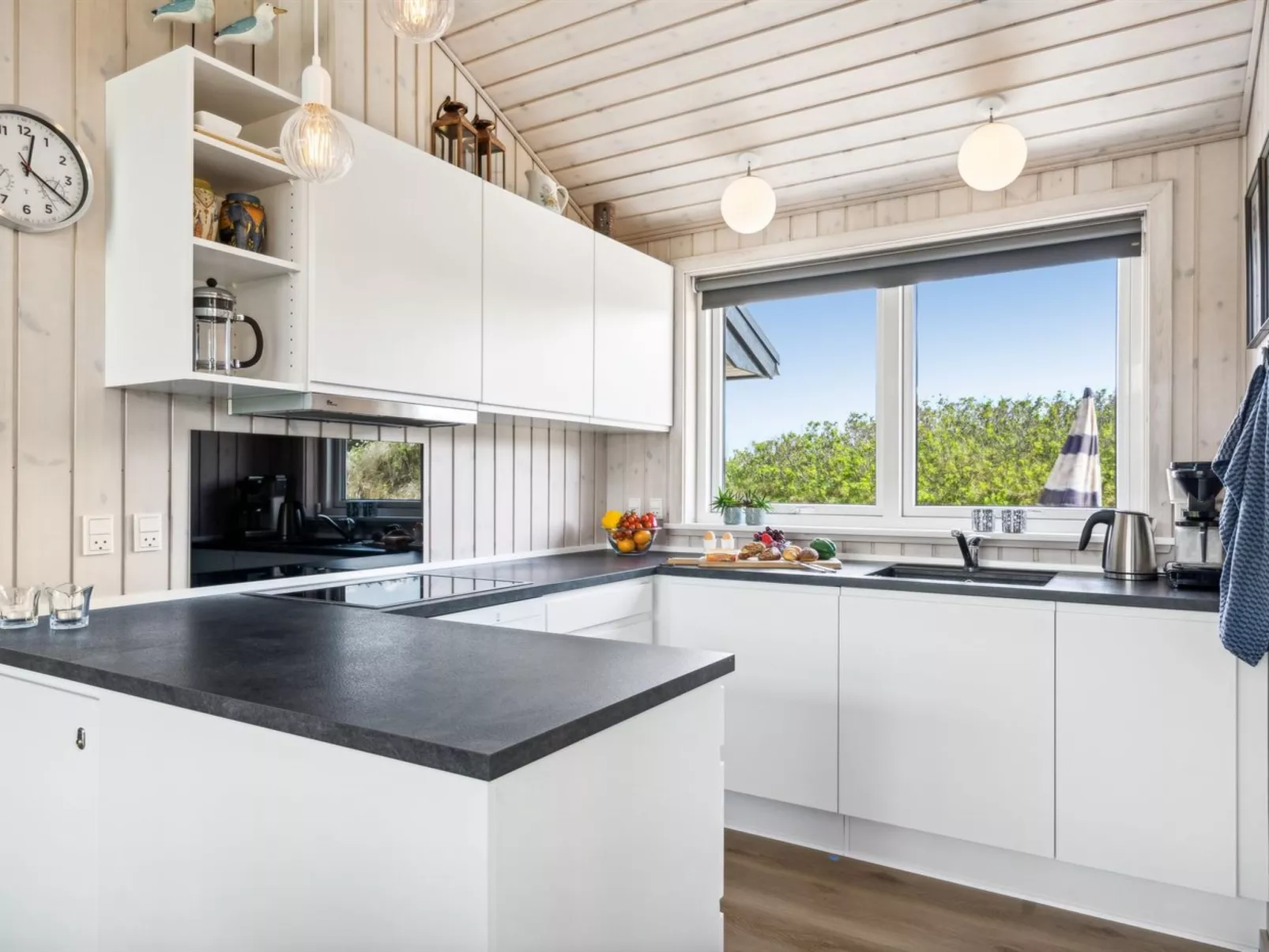 "Ejnarine" - 300m from the sea-Inside