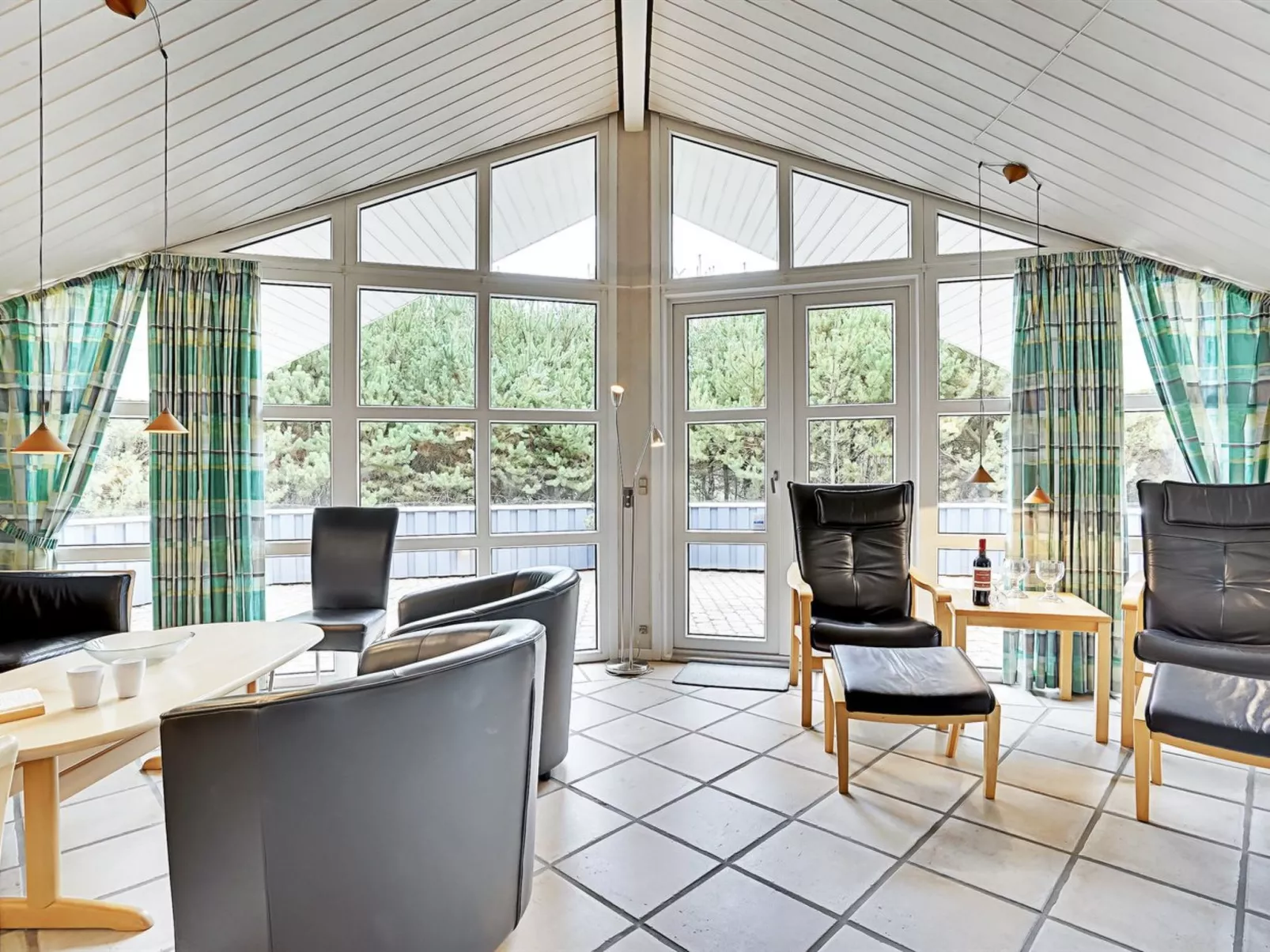 "Guththorm" - 600m from the sea-Dedans