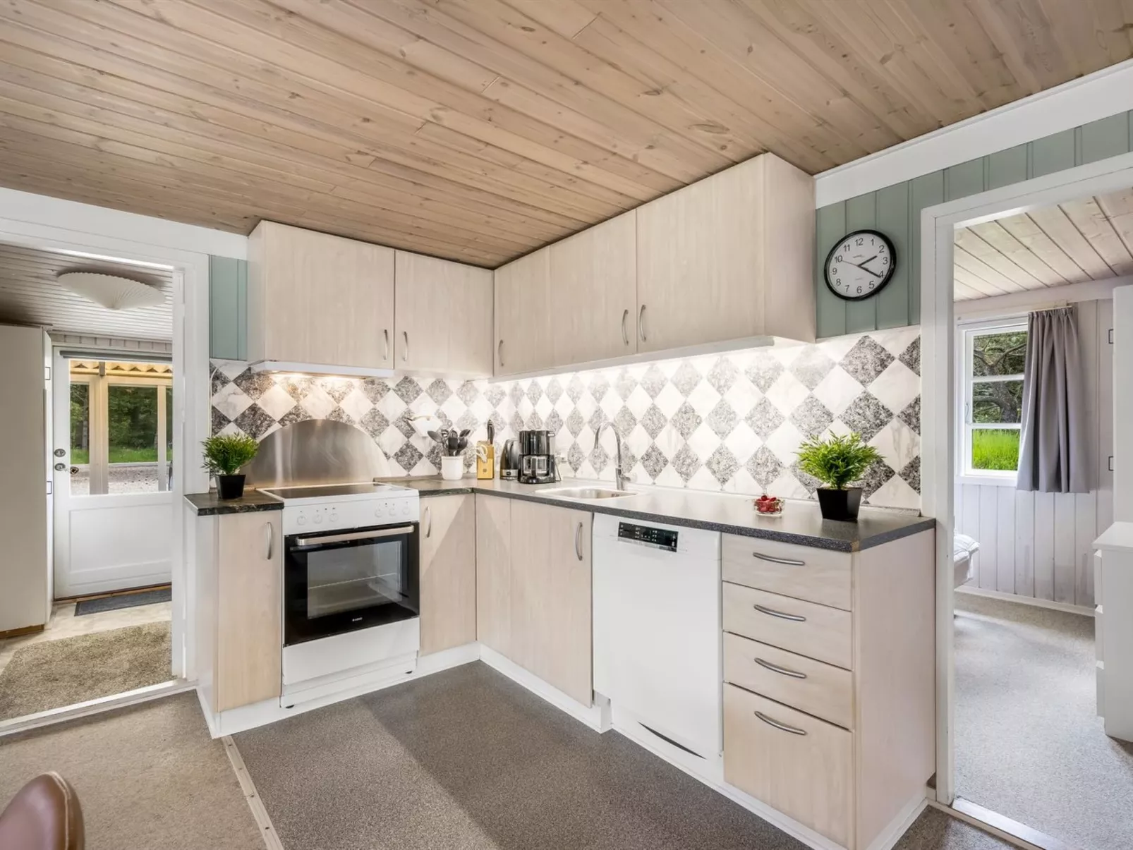 "Yardila" - 1.5km from the sea-Drinnen