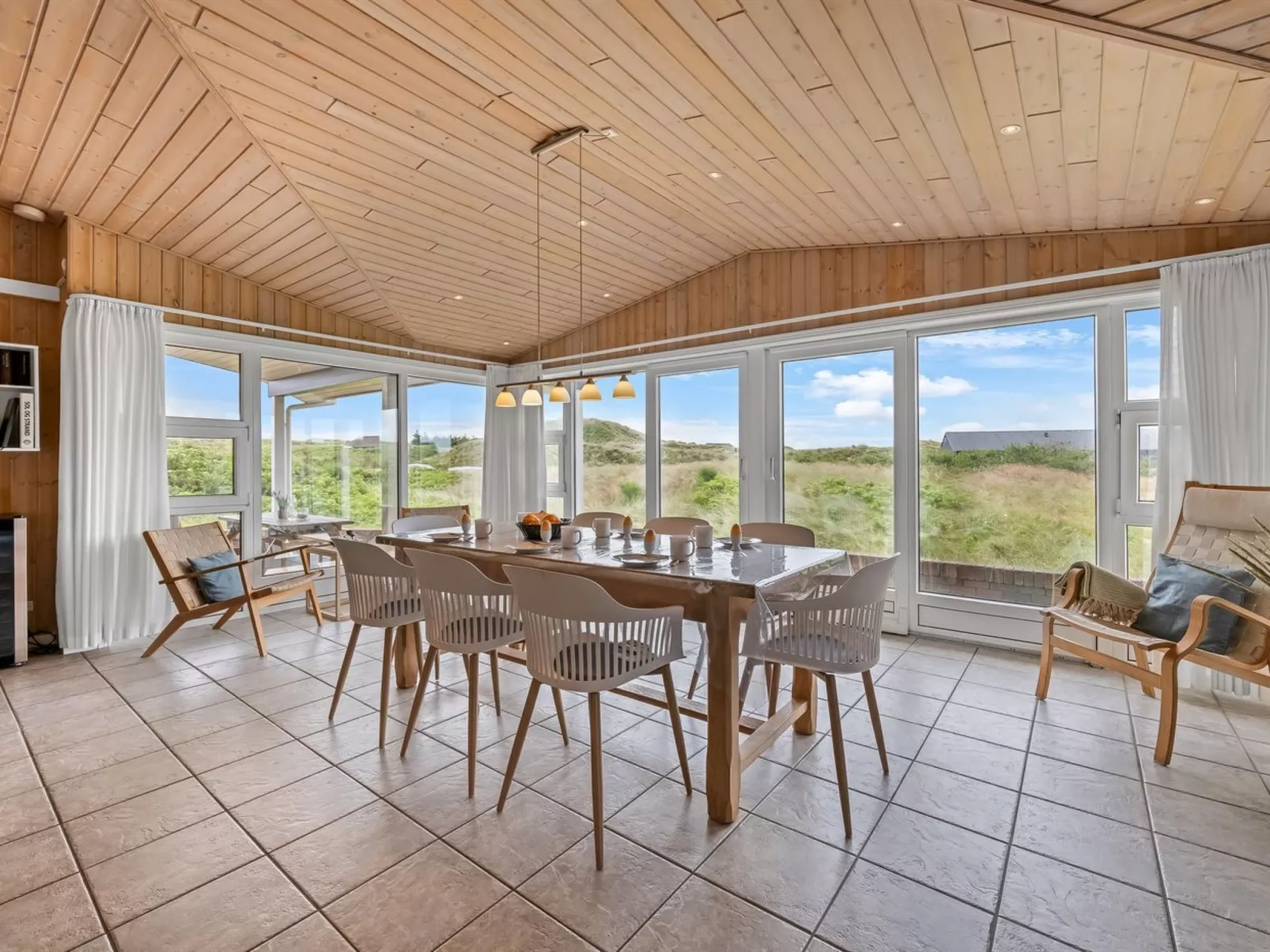 "Eugenie" - 450m from the sea-Dedans