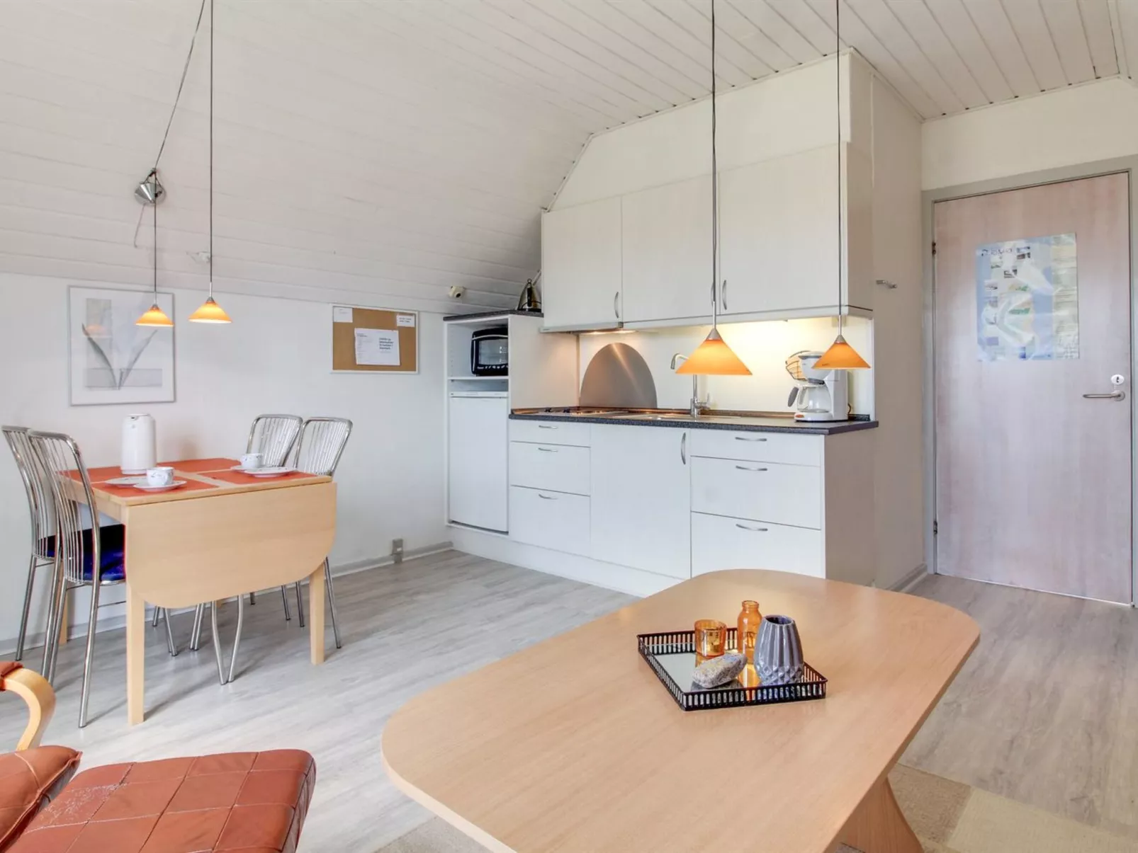 "Rauha" - 2.3km from the sea-Drinnen