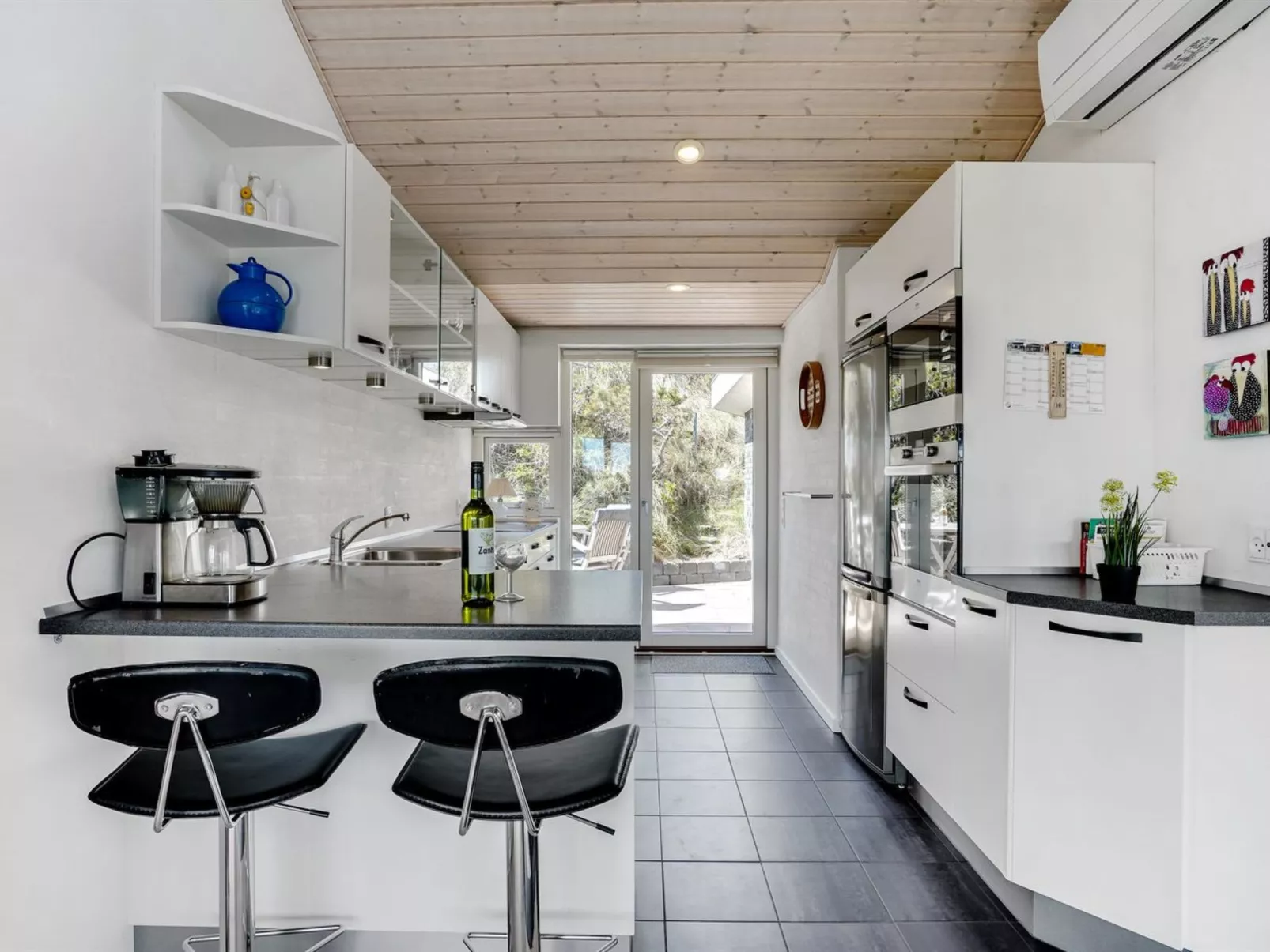 "Edle" - 300m from the sea-Inside