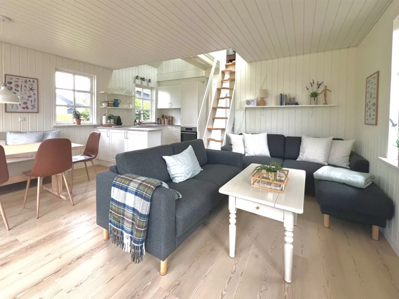 "Ajvi" - 50m from the sea-Inside