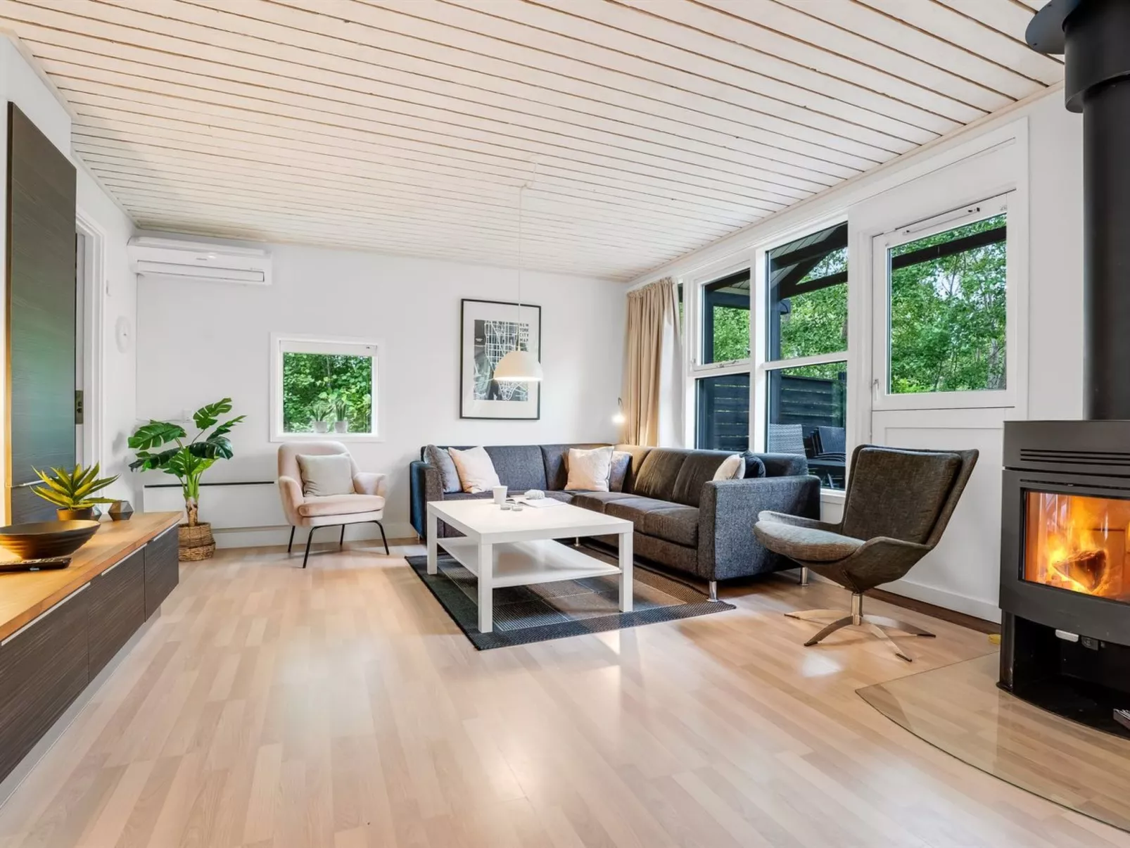 "Torsten" - 30m from the sea-Dedans