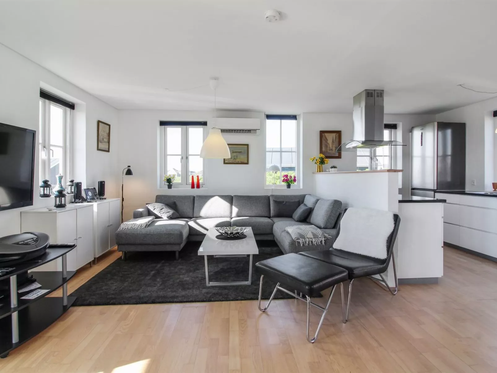 "Adrian" - 200m from the sea-Drinnen