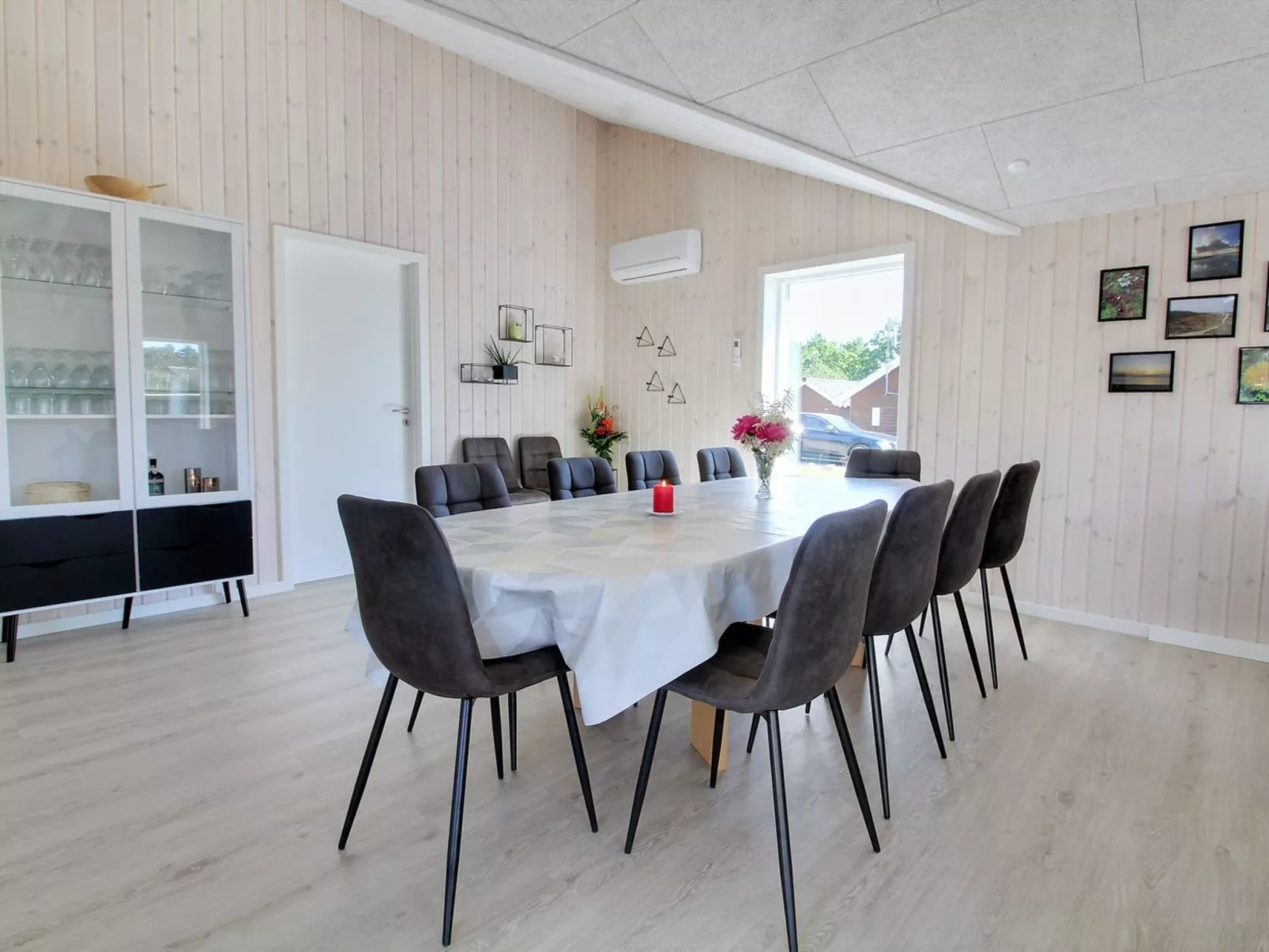 "Tahvo" - 3.3km from the sea-Inside