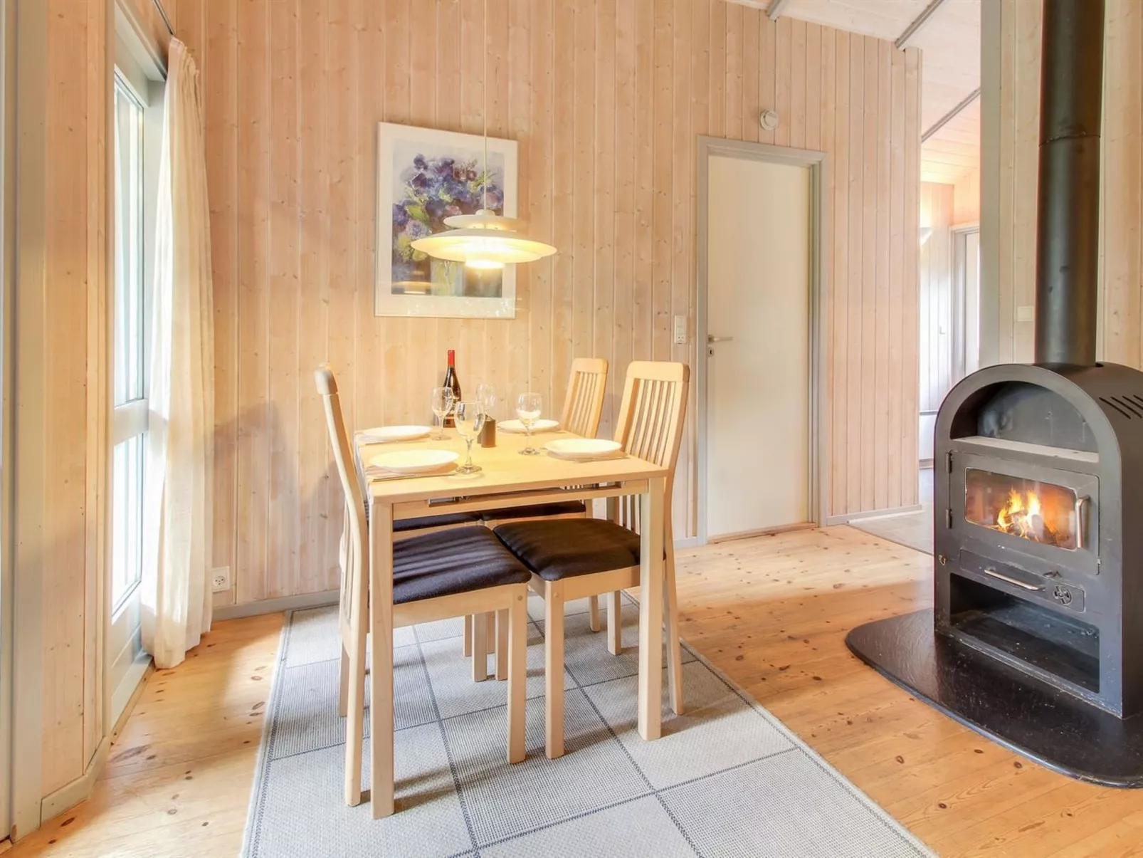 "Frederikke" - 28km from the sea-Drinnen