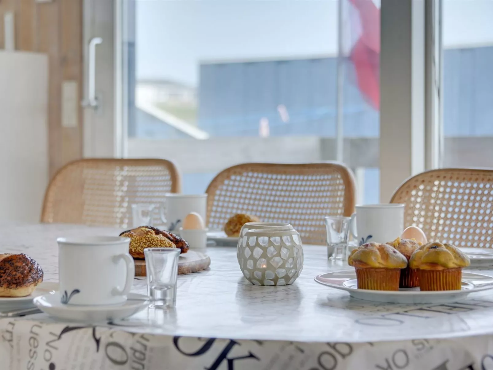 "Rajna" - 95m to the fjord-Inside