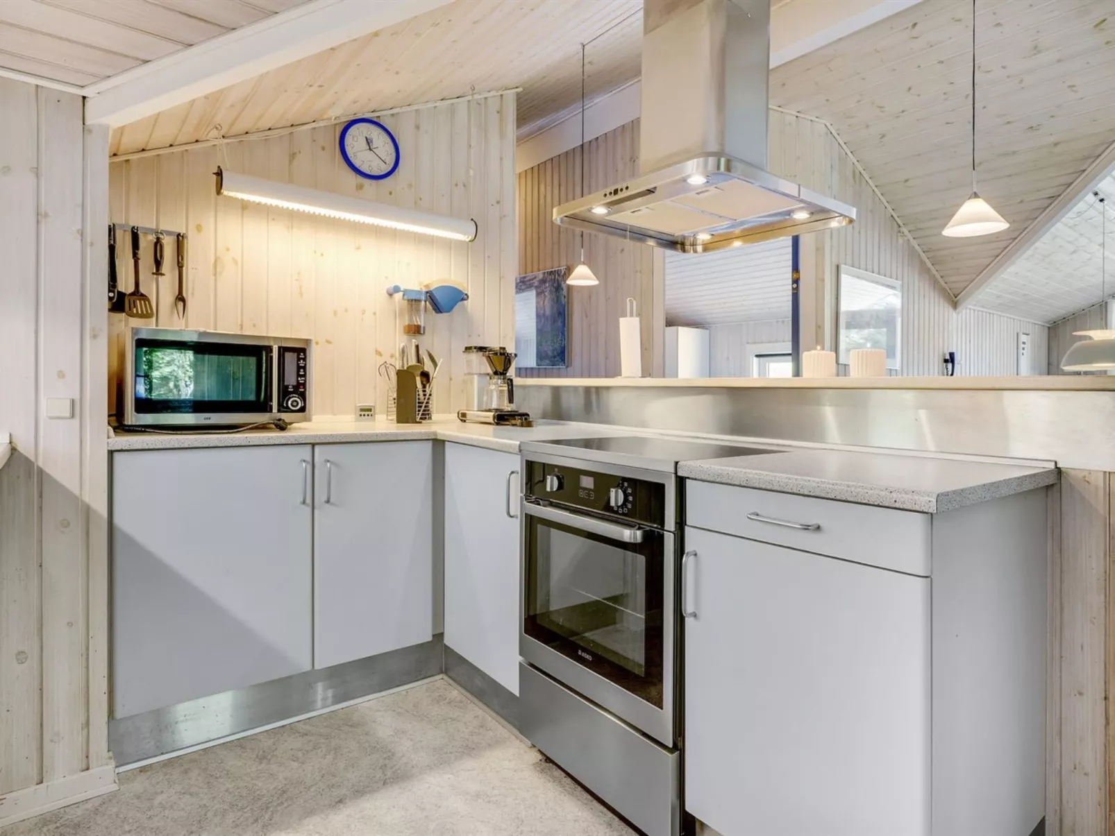 "Euphemia" - 900m from the sea-Inside