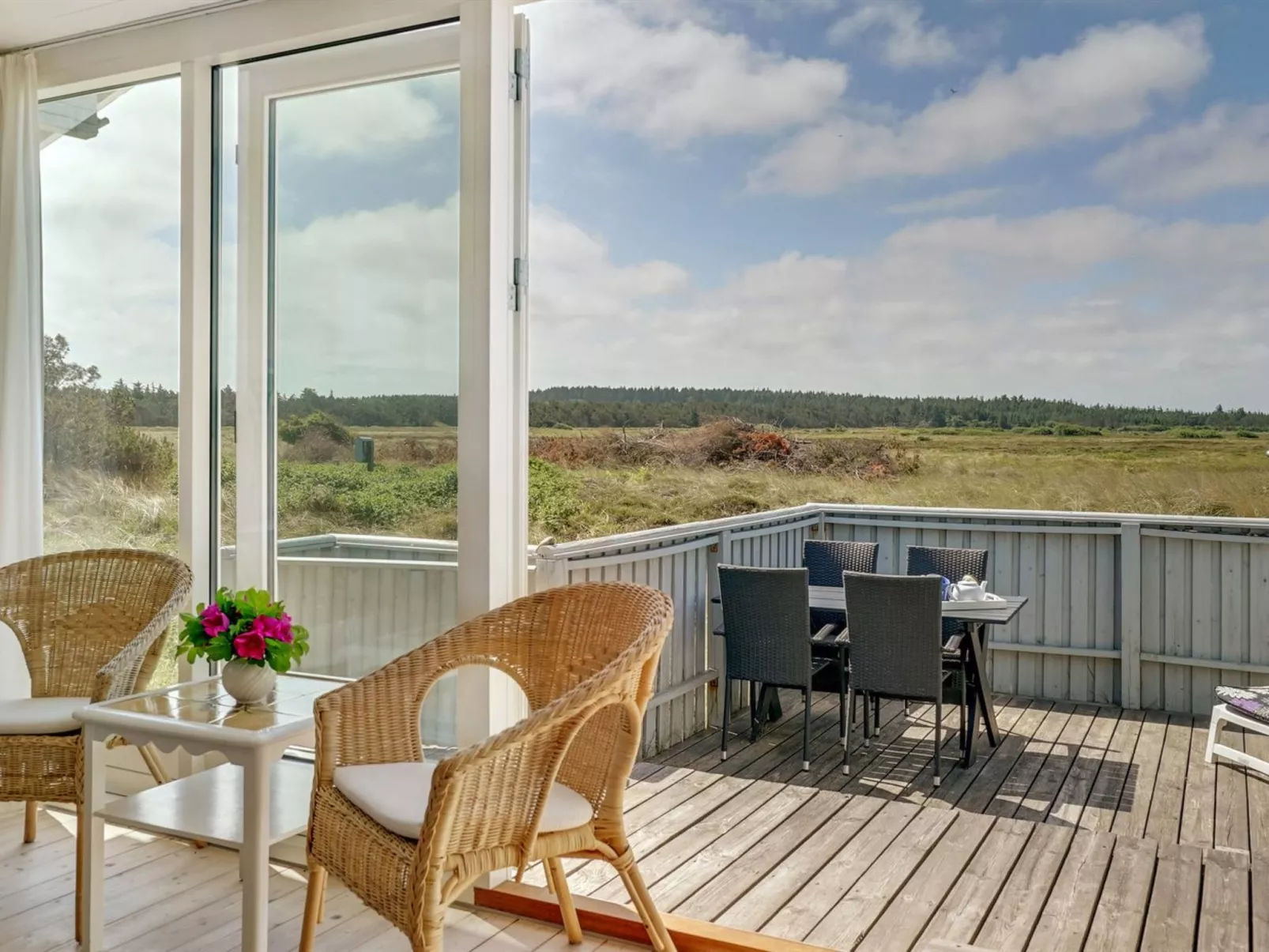 "Tayanita" - 750m from the sea-Drinnen