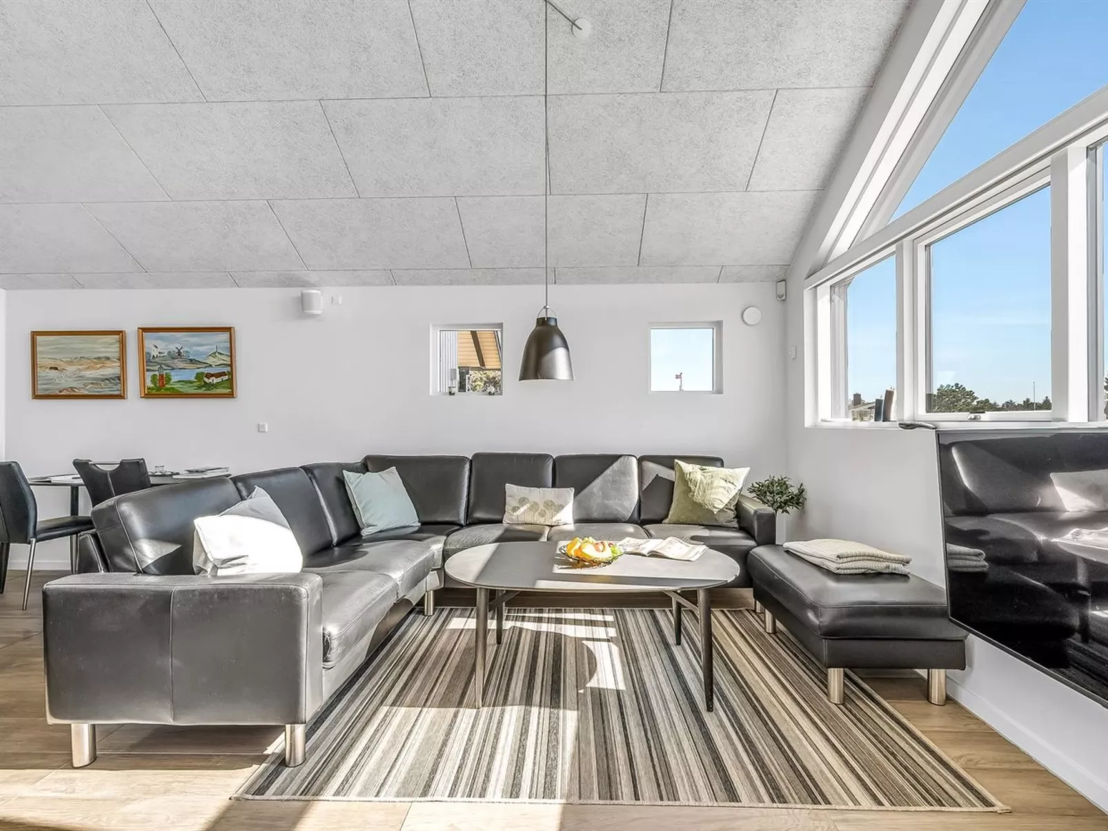 "Swante" -  from the sea-Inside