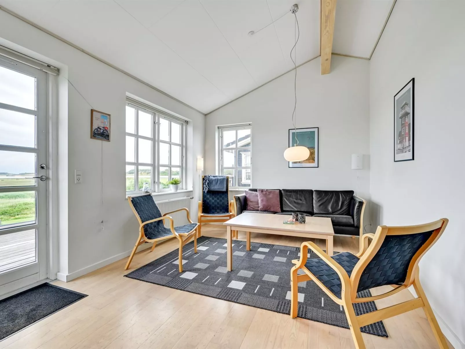 "Asmund" - 150m from the sea-Inside