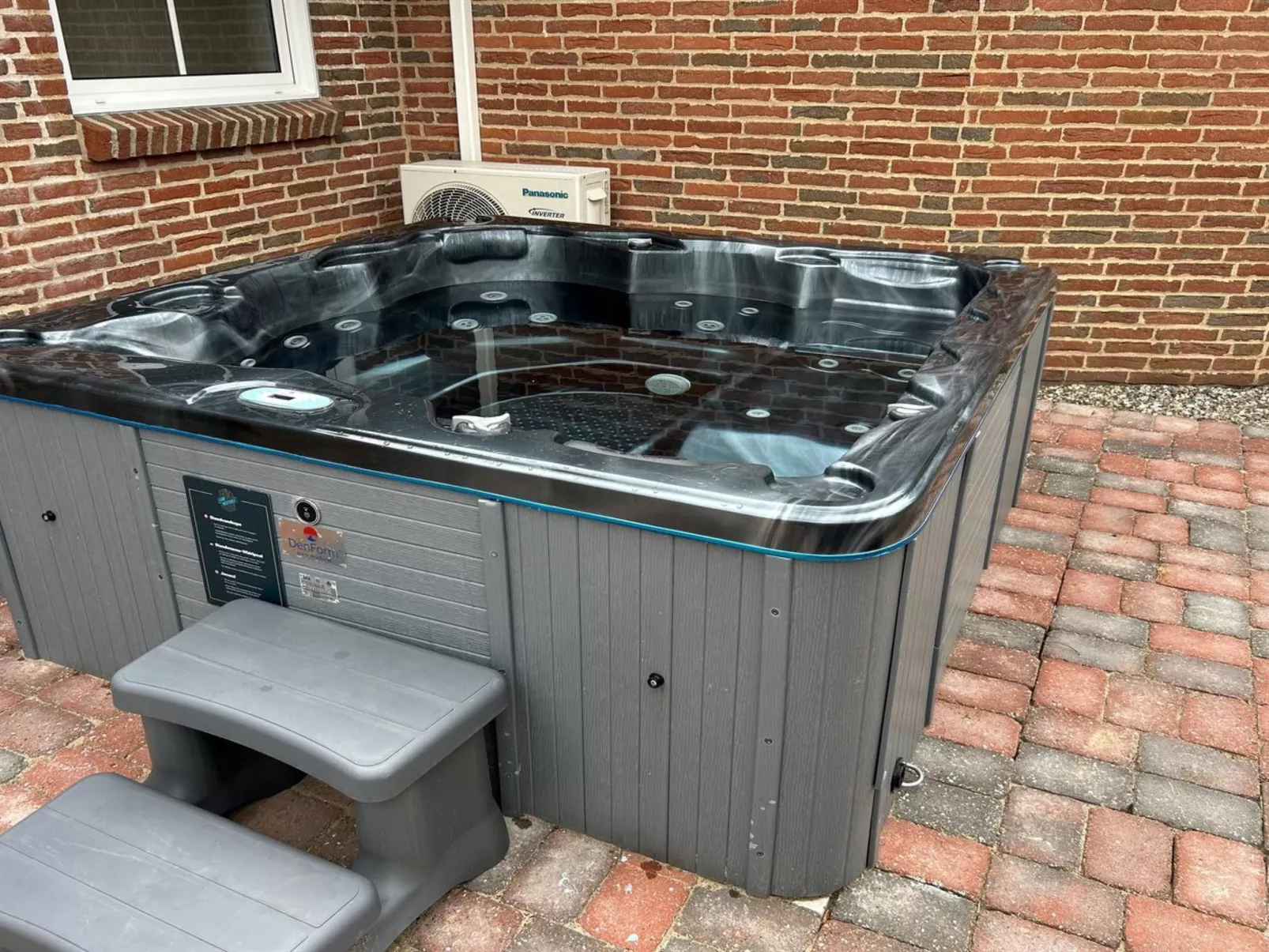 "Ingmund" - 2km from the sea-Inside