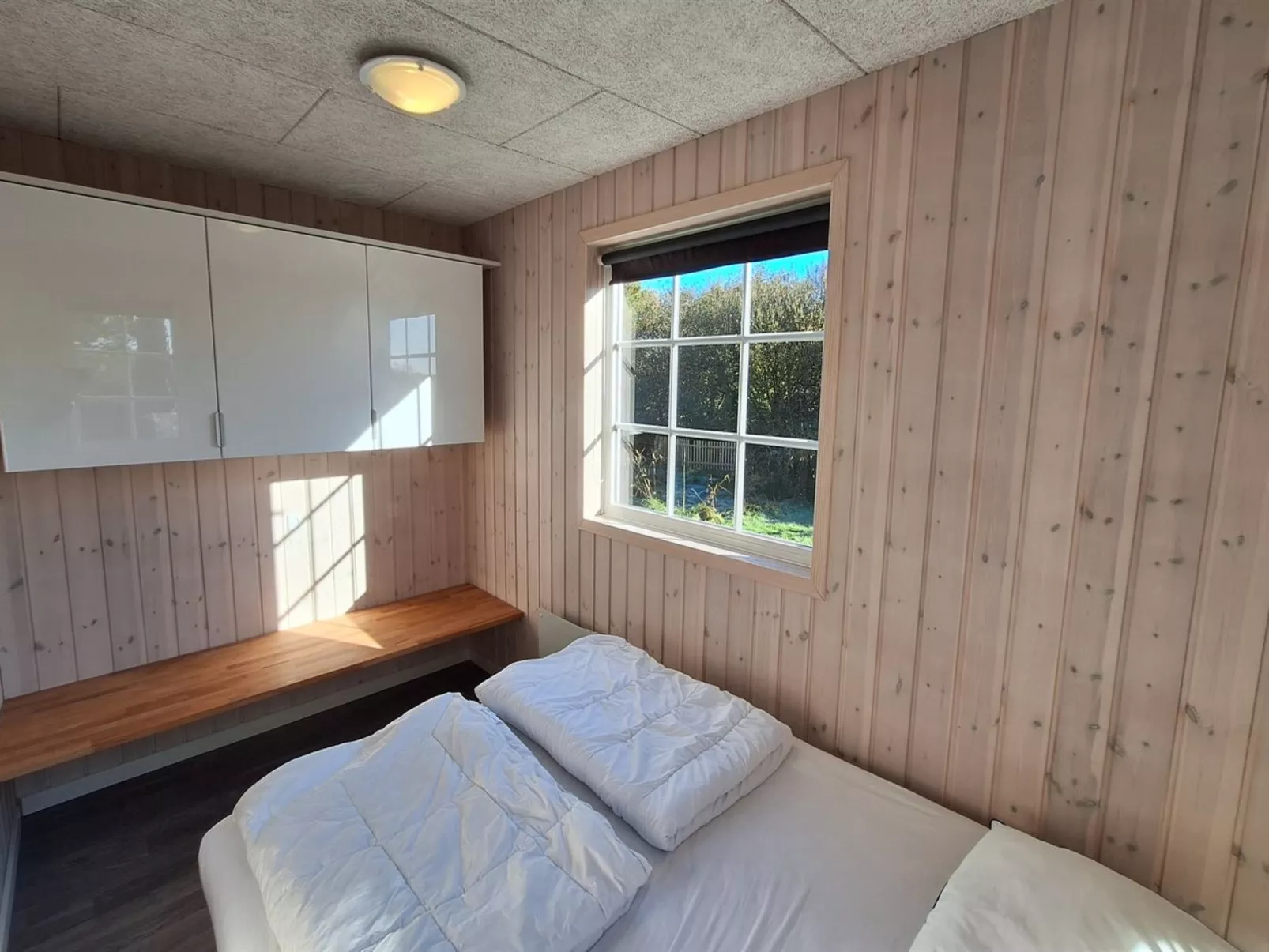 "Swana" - 550m from the sea-Inside