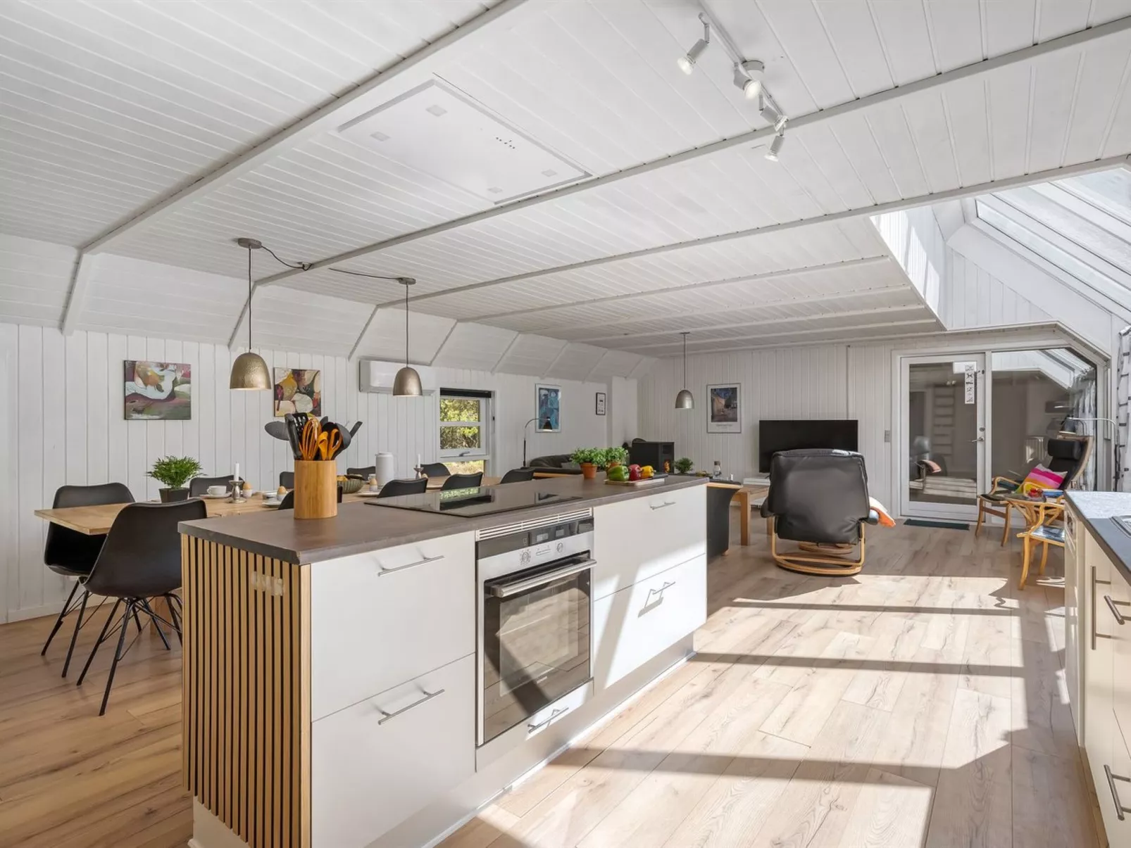 "Grep" - 700m from the sea-Dedans